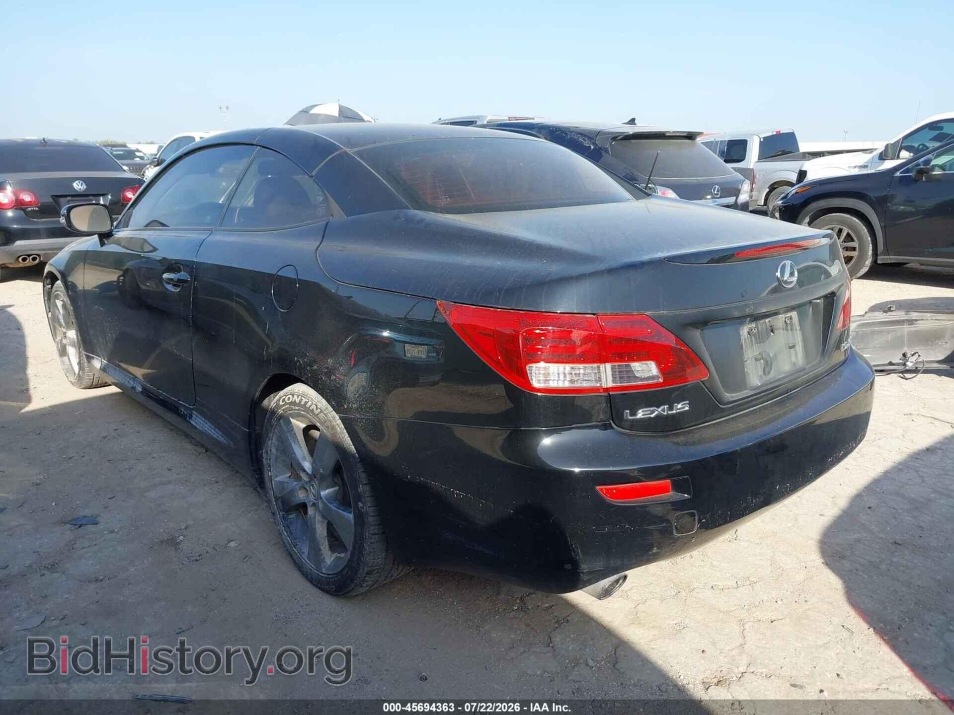 2010 LEXUS IS 250C - VIN: JTHFF2C25A2504372 - Photo 3