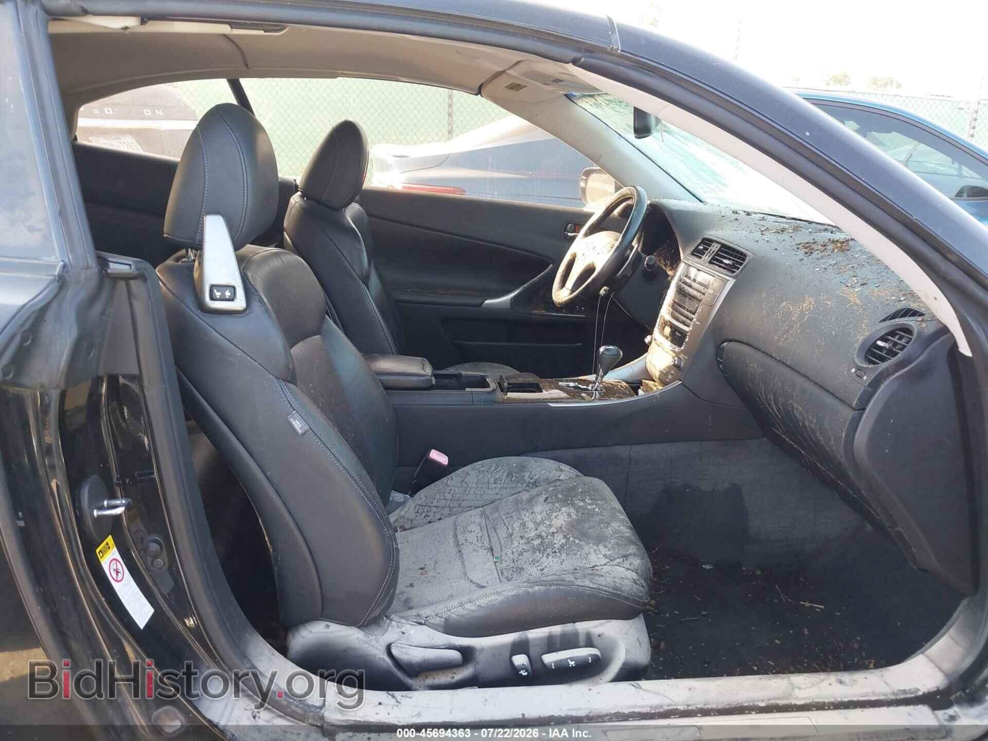 2010 LEXUS IS 250C - VIN: JTHFF2C25A2504372 - Photo 5