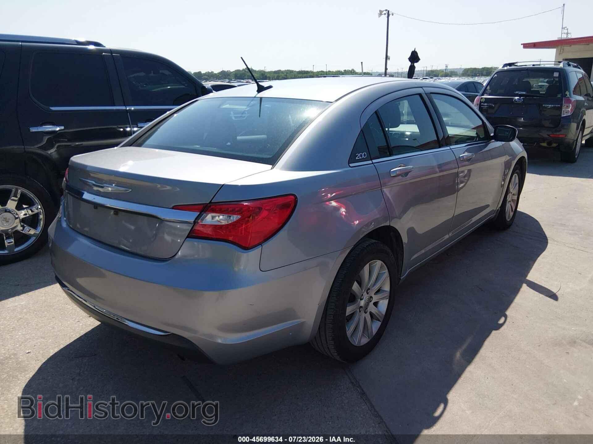 2013 CHRYSLER 200 - VIN: 1C3CCBBB5DN575593 - Фото 4