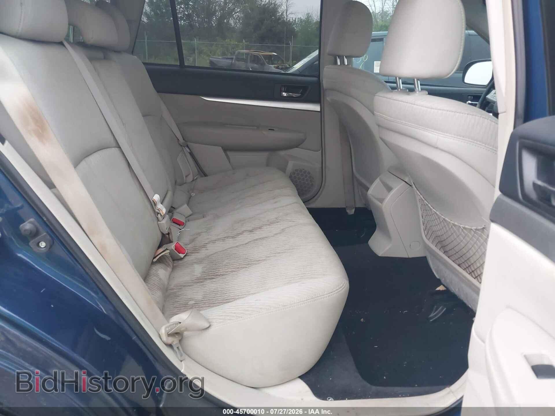 2011 SUBARU OUTBACK - VIN: 4S4BRBCC5B3326857 - Photo 8