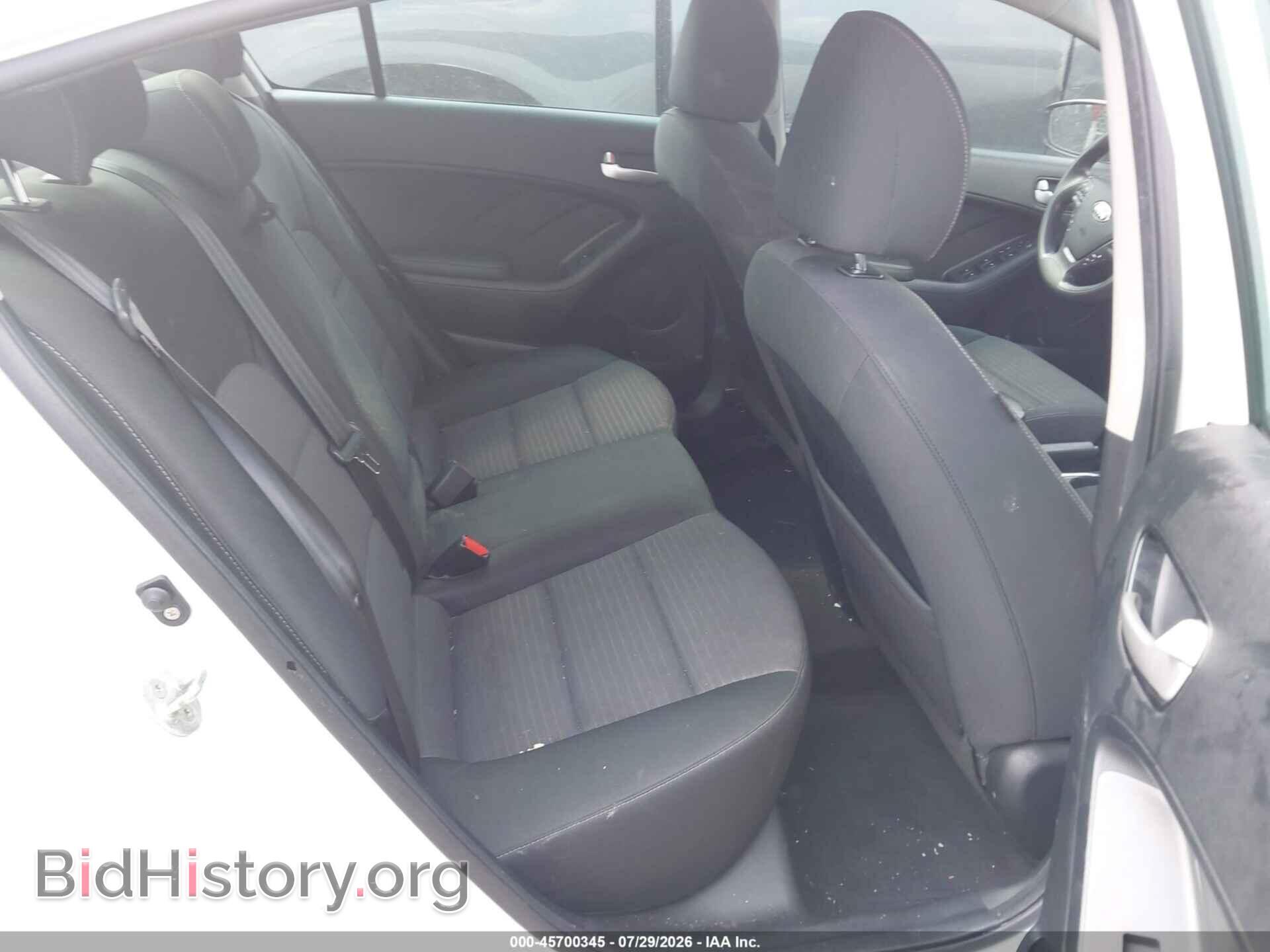 2017 KIA FORTE - VIN: 3KPFL4A71HE149105 - Photo 8