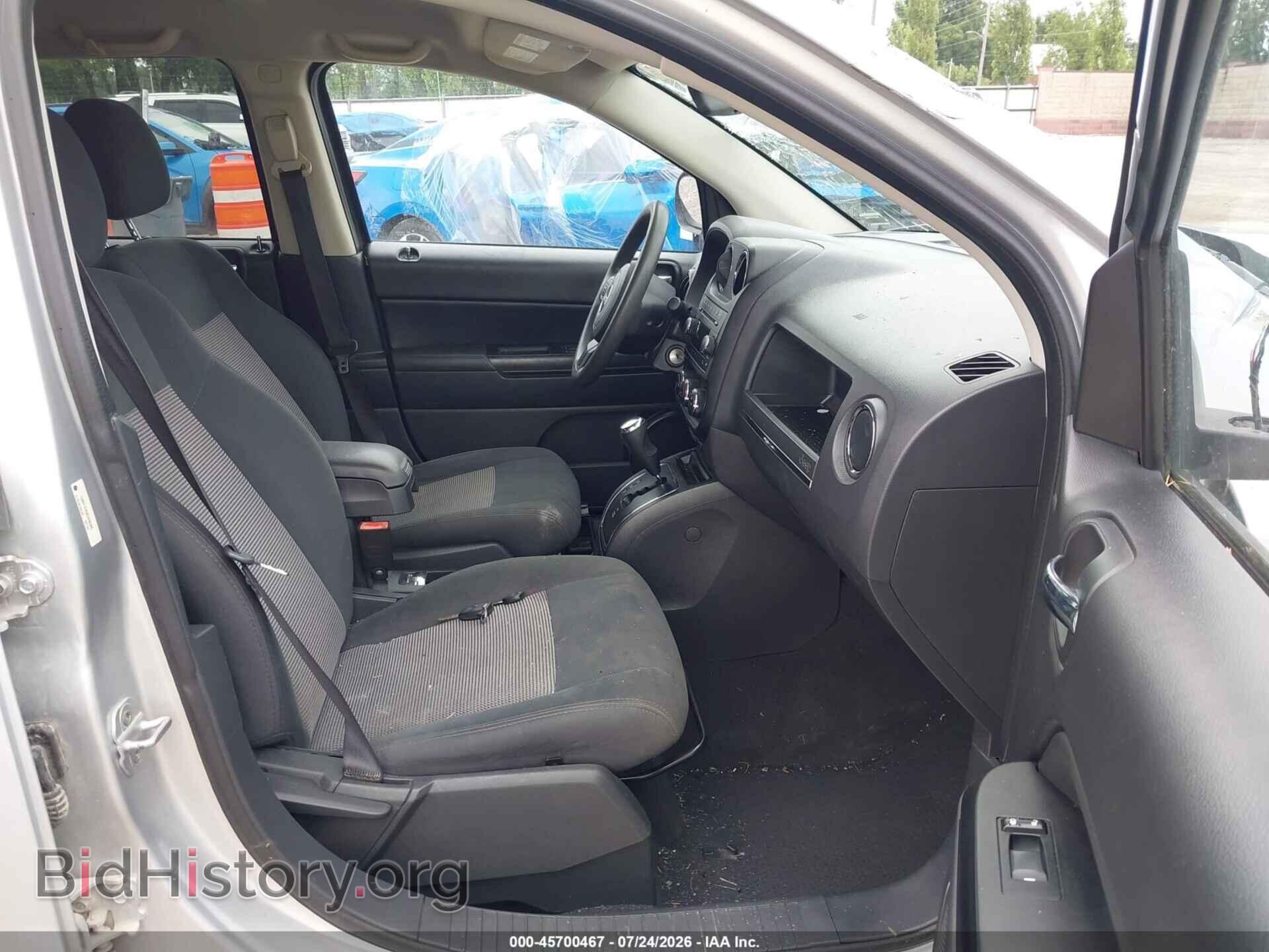 2011 JEEP COMPASS - VIN: 1J4NF1FB5BD248396 - Photo 5