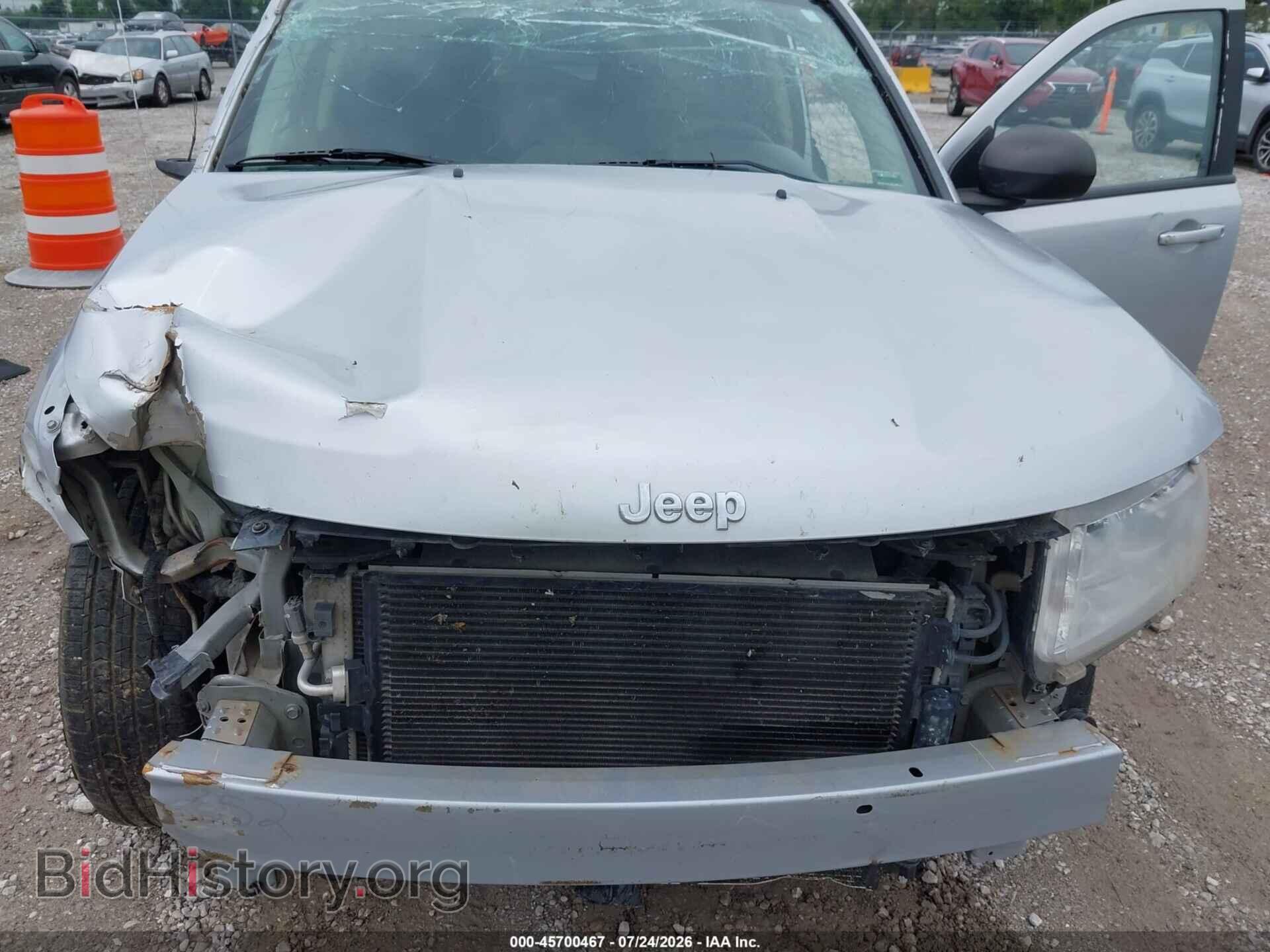 2011 JEEP COMPASS - VIN: 1J4NF1FB5BD248396 - Photo 10