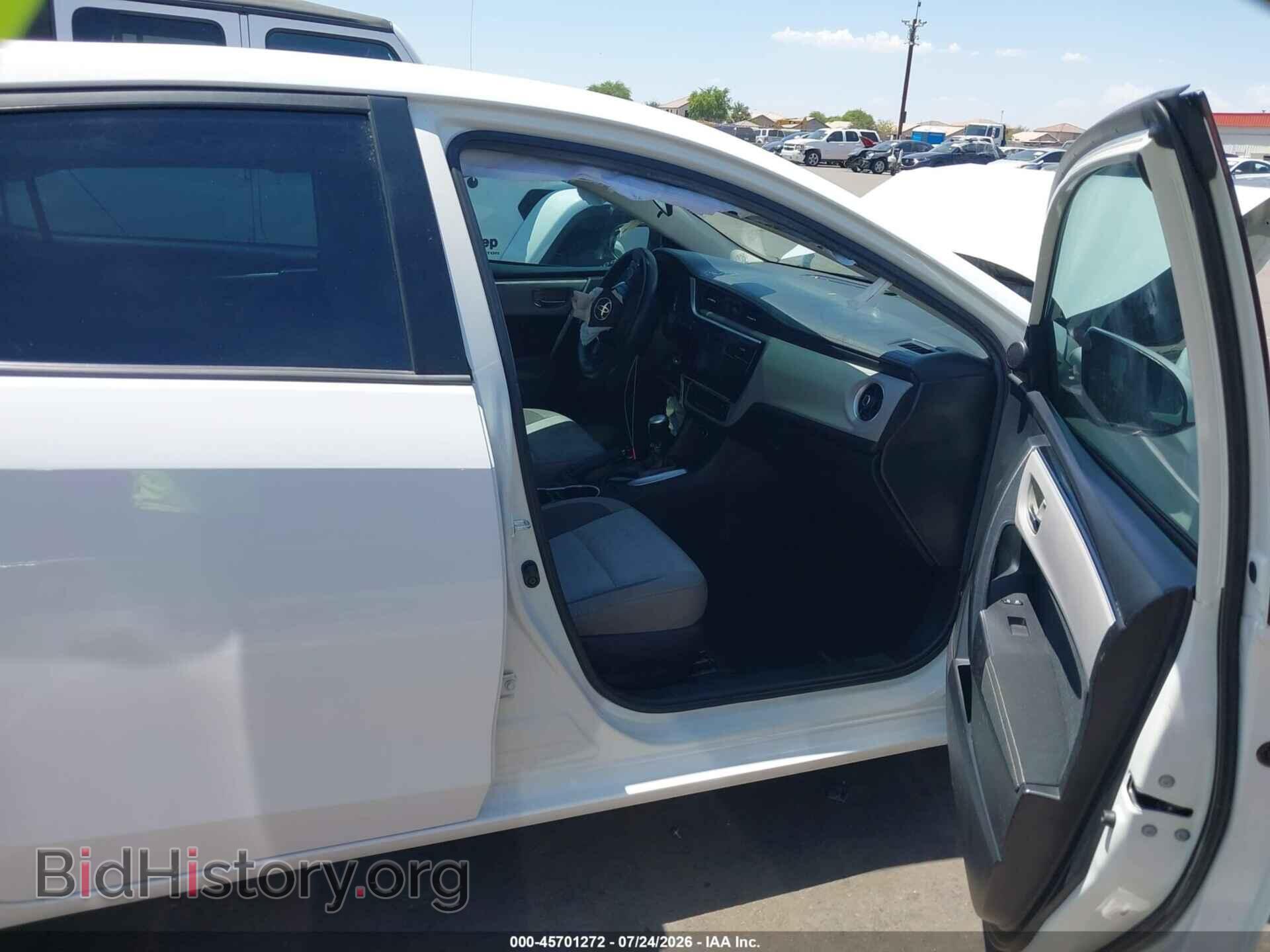 2017 TOYOTA COROLLA - VIN: 2T1BURHE2HC947687 - Photo 5