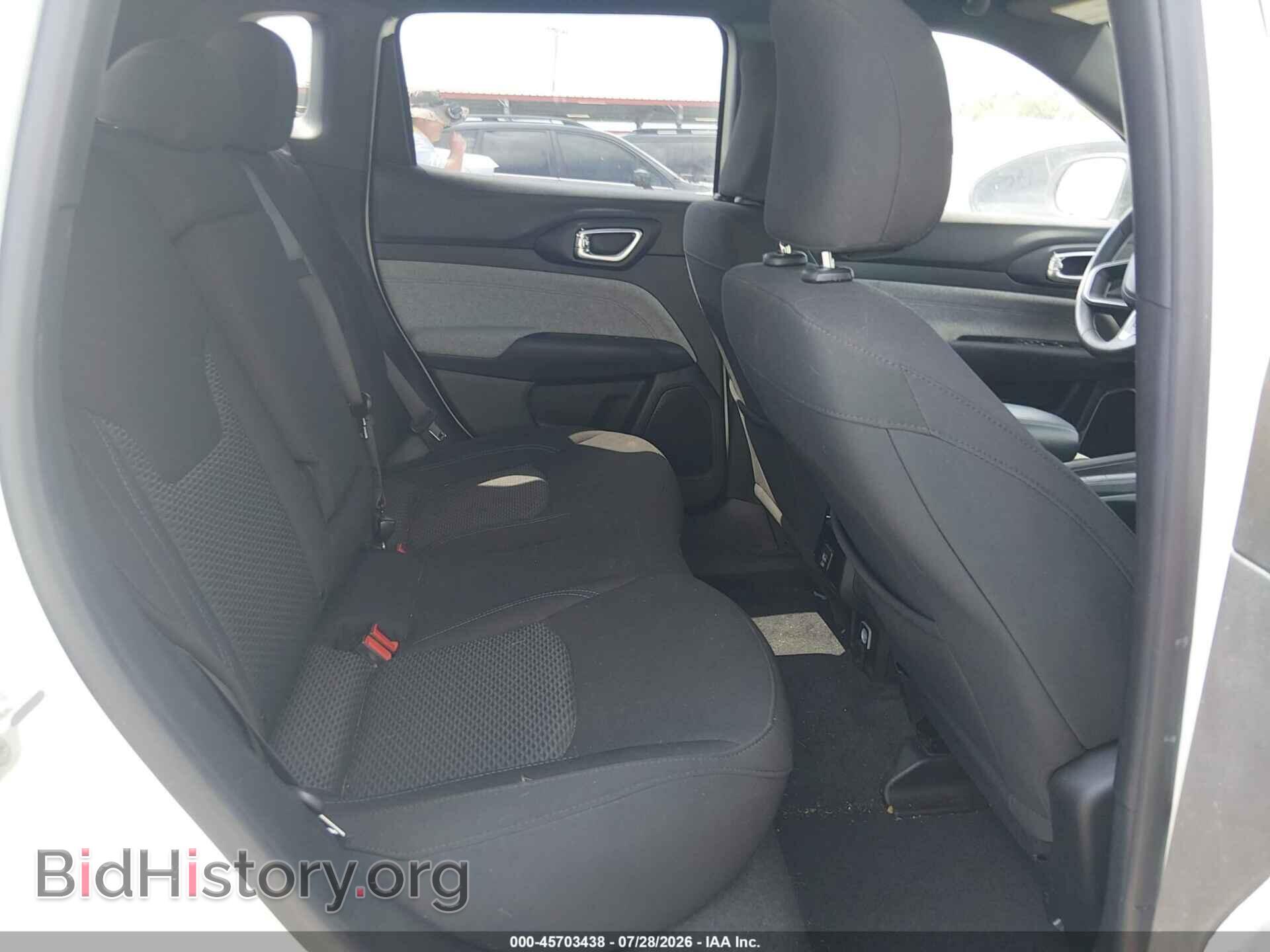 2024 JEEP COMPASS - VIN: 3C4NJDAN5RT591852 - Фото 8
