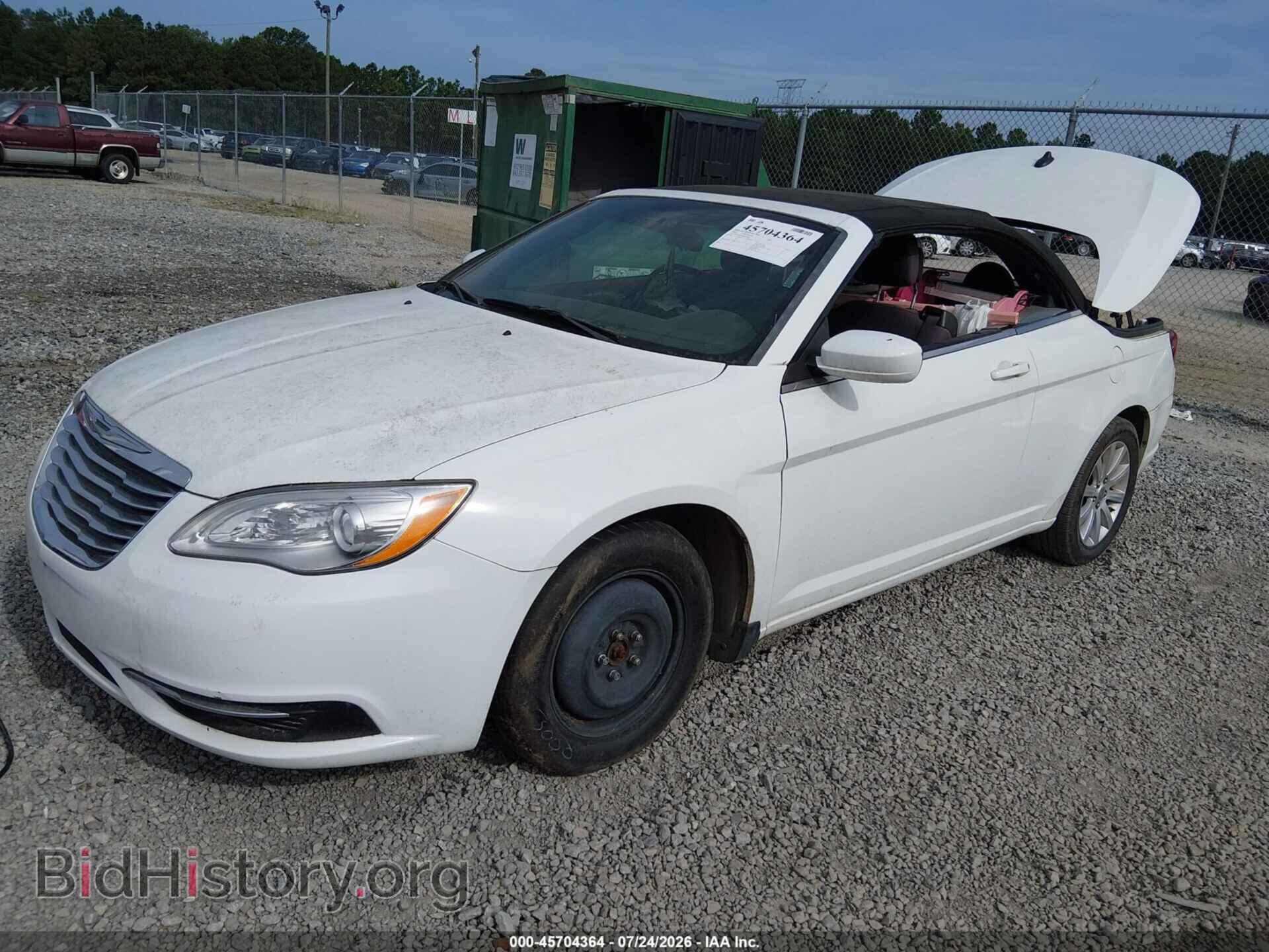 2013 CHRYSLER 200 - VIN: 1C3BCBEB9DN526887 - Фото 2