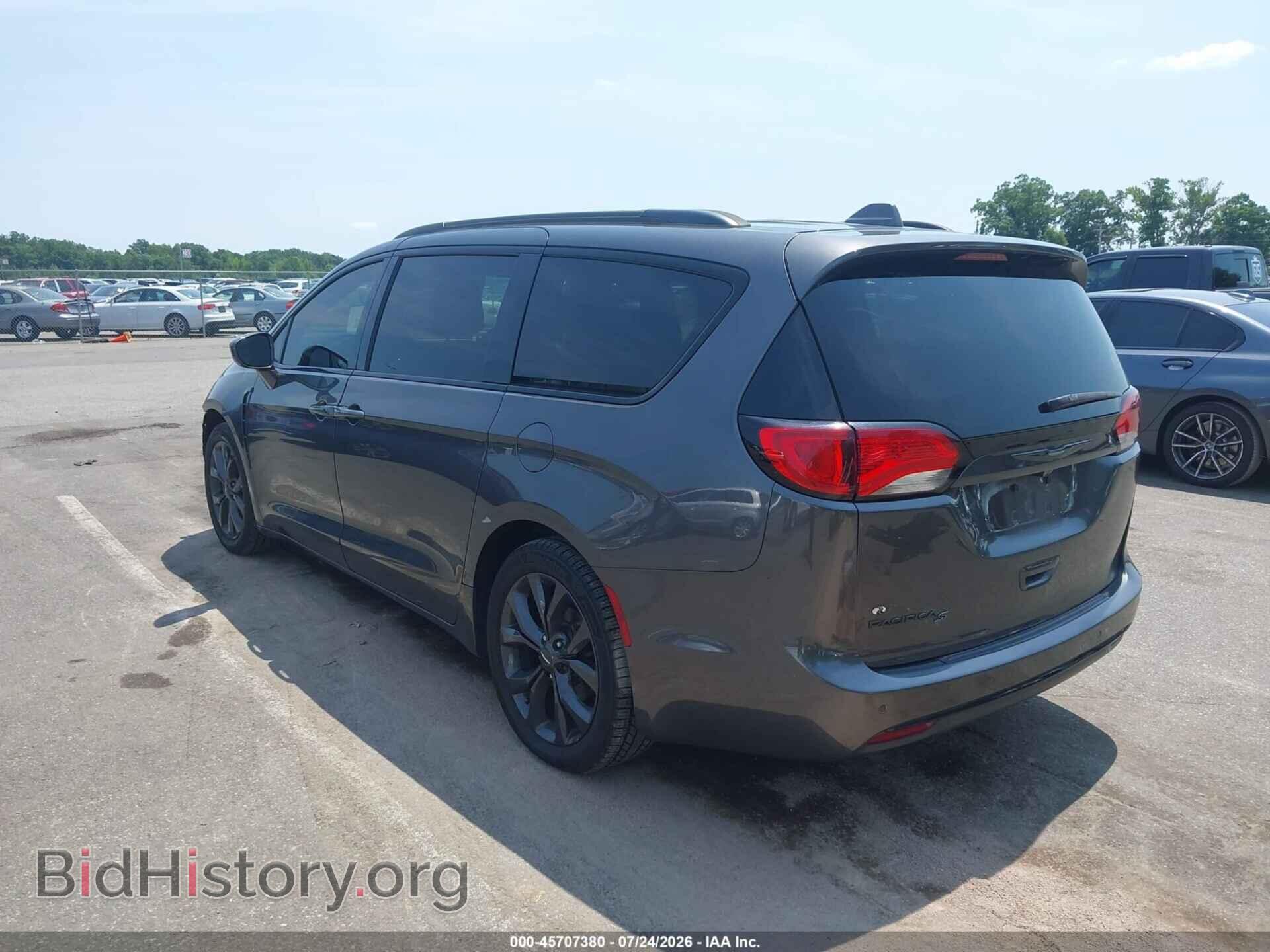 2018 CHRYSLER PACIFICA - VIN: 2C4RC1EG8JR228653 - Photo 3