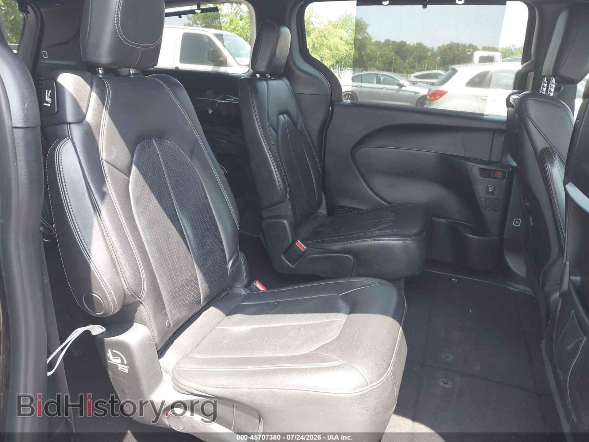 2018 CHRYSLER PACIFICA - VIN: 2C4RC1EG8JR228653 - Photo 8