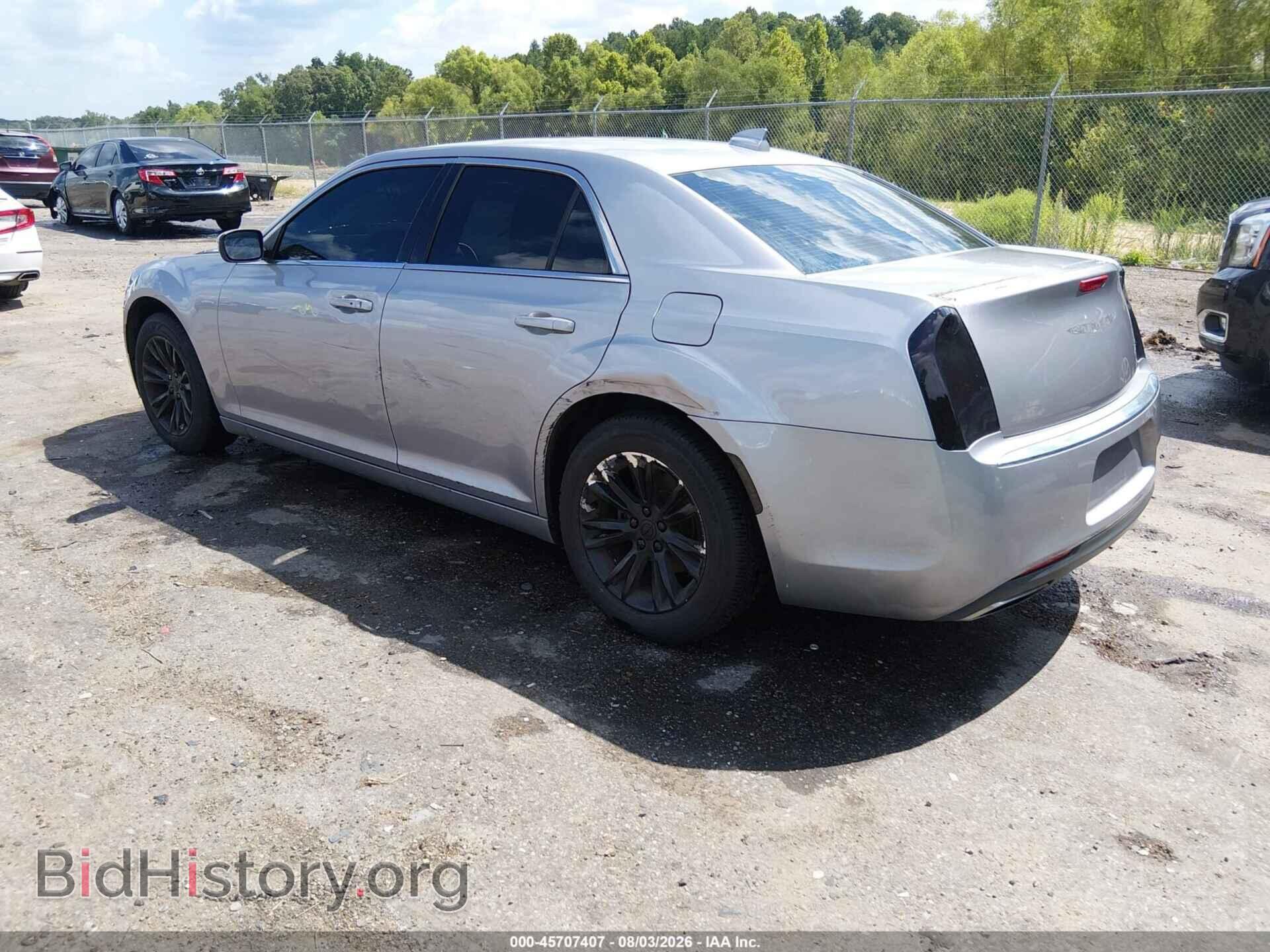 2016 CHRYSLER 300 - VIN: 2C3CCAAG2GH238691 - Photo 3