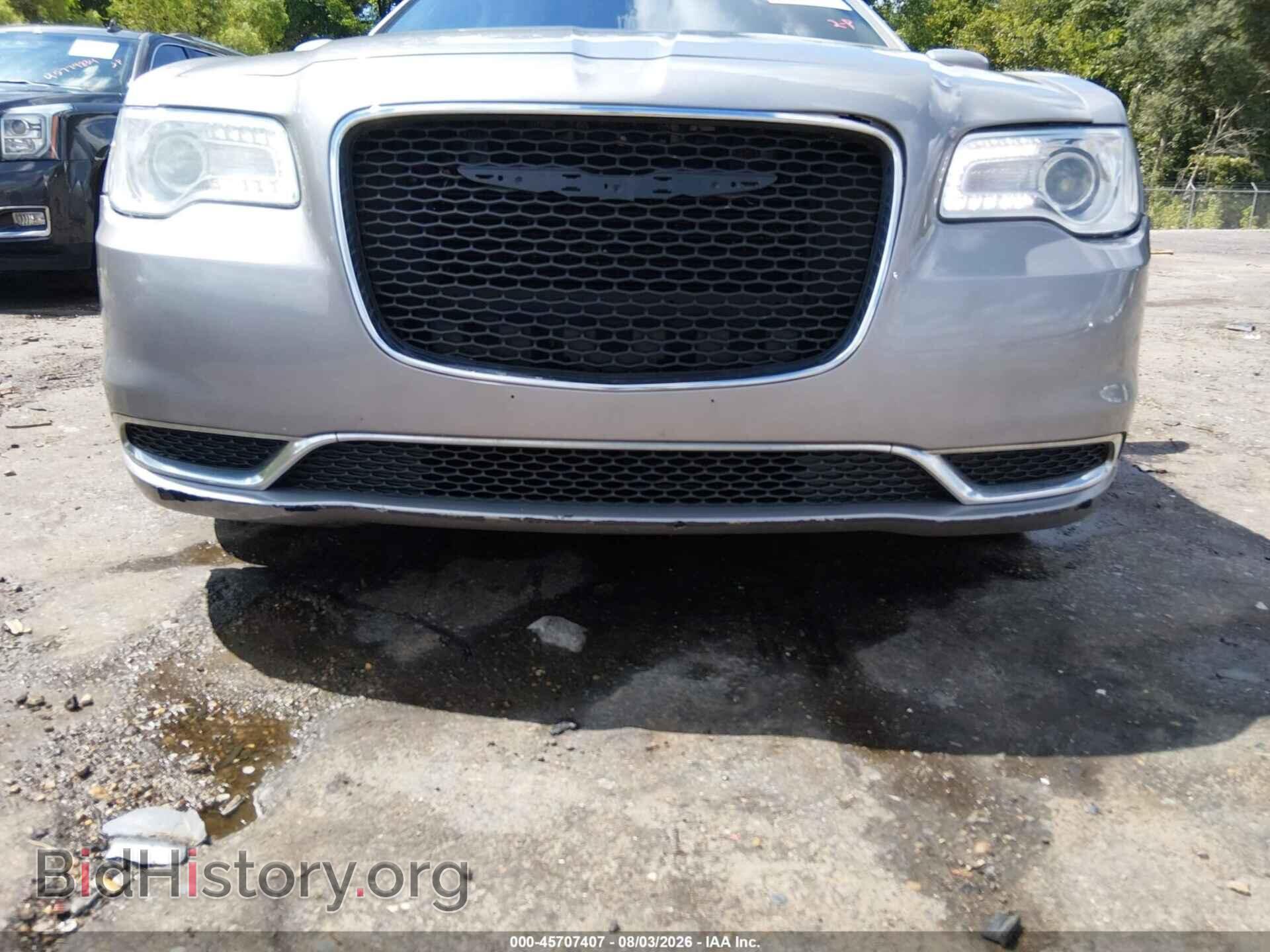 2016 CHRYSLER 300 - VIN: 2C3CCAAG2GH238691 - Photo 6