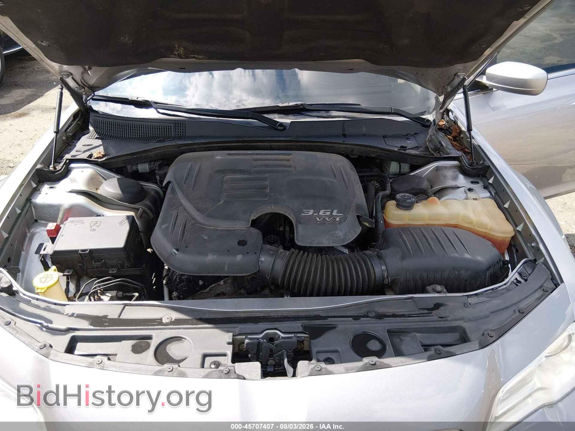 2016 CHRYSLER 300 - VIN: 2C3CCAAG2GH238691 - Photo 10