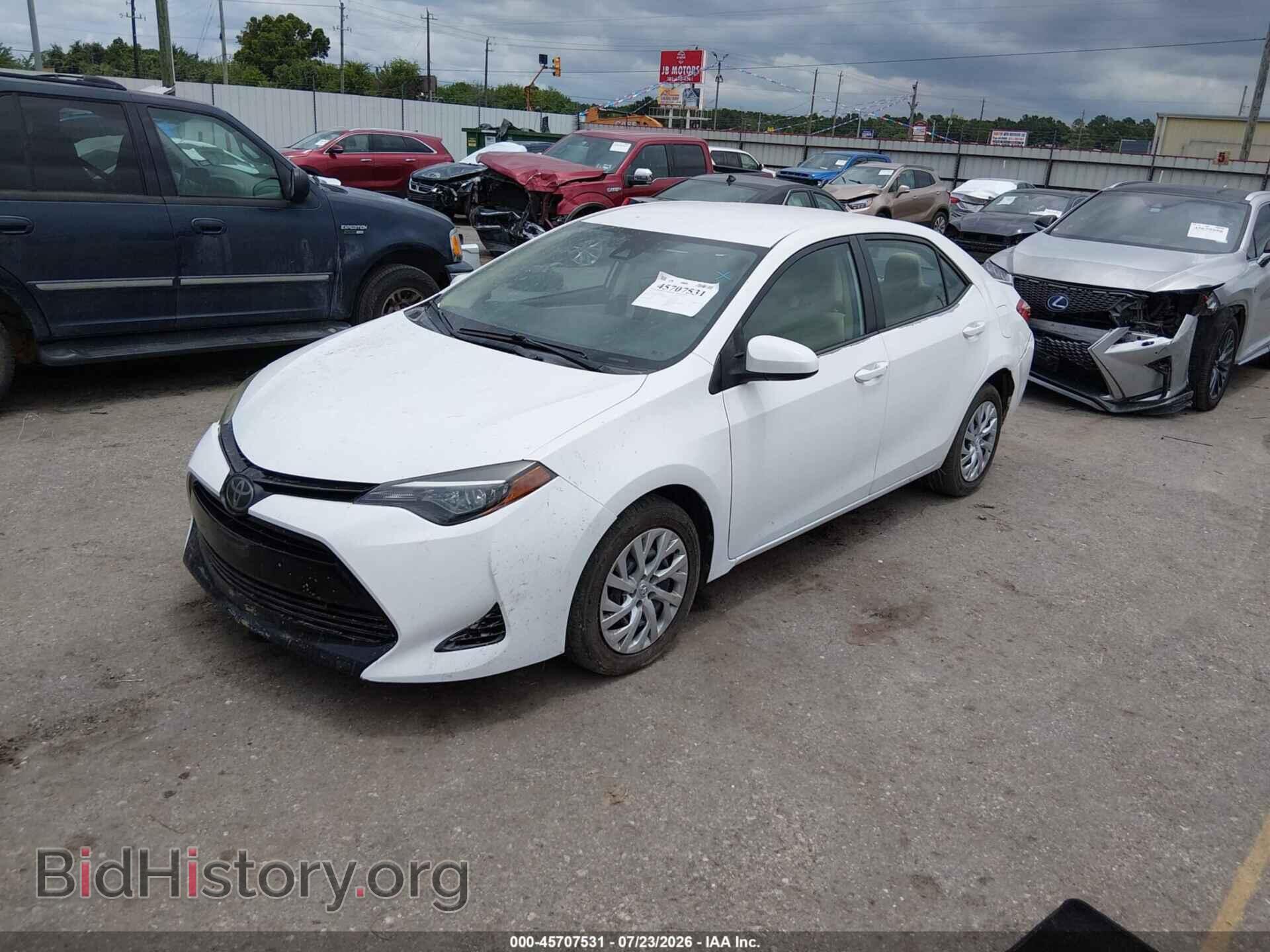 2018 TOYOTA COROLLA - VIN: 5YFBURHEXJP829098 - Фото 2