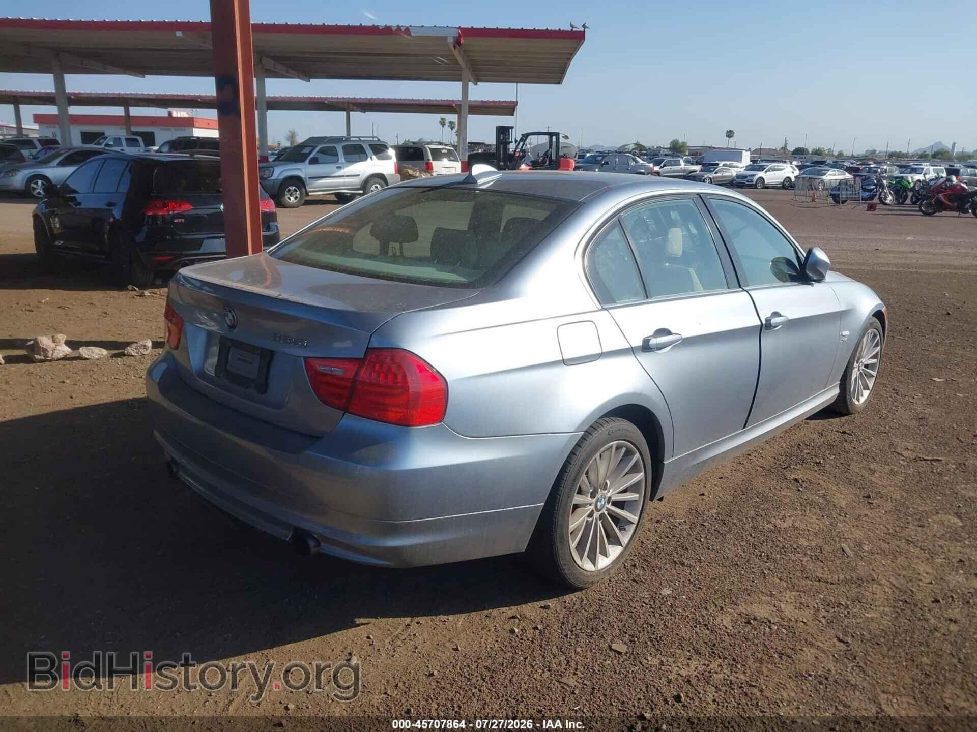2009 BMW 335I - VIN: WBAPL33559A406164 - Photo 4