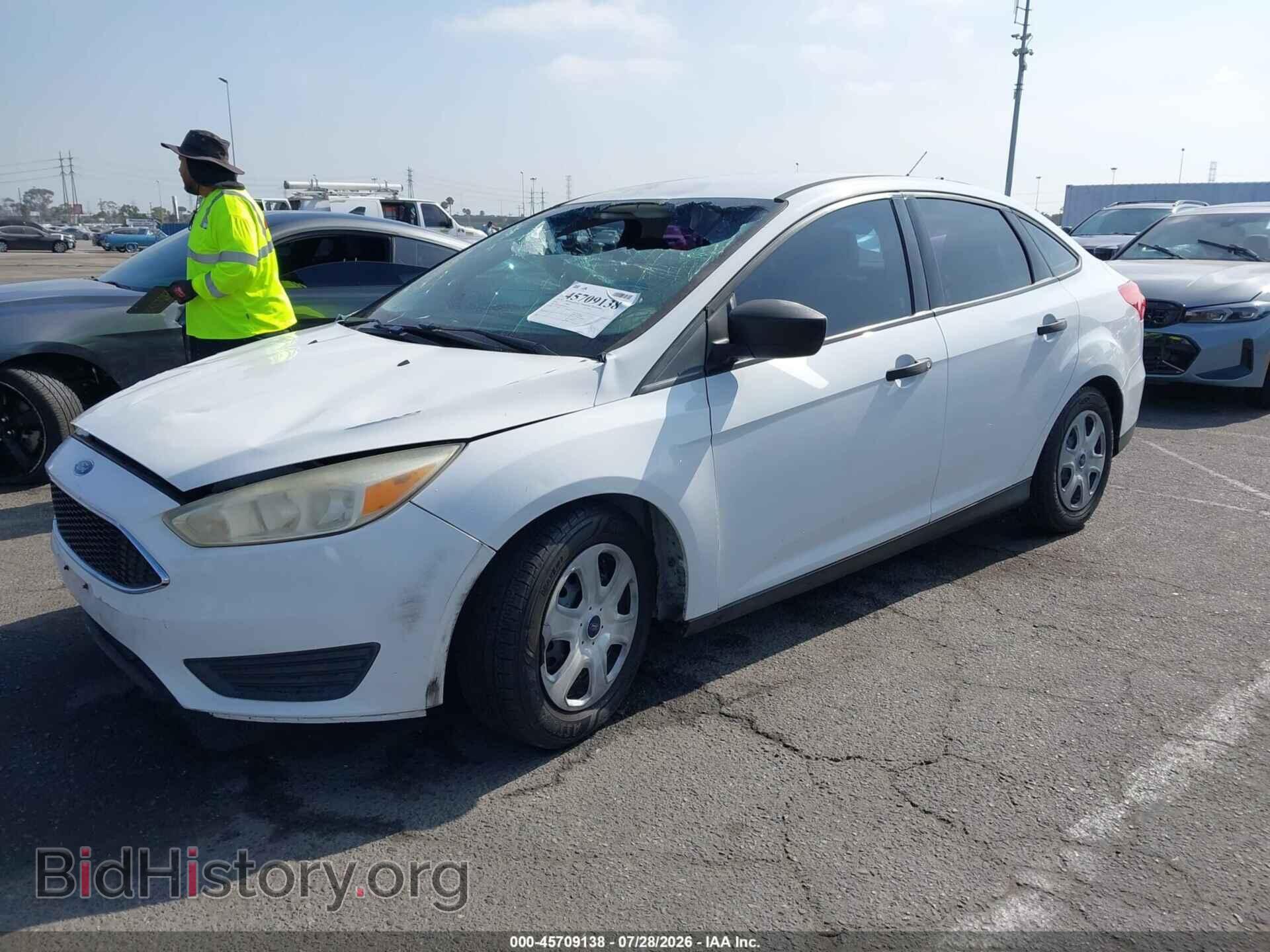 2016 FORD FOCUS - VIN: 1FADP3E24GL305721 - Фото 2