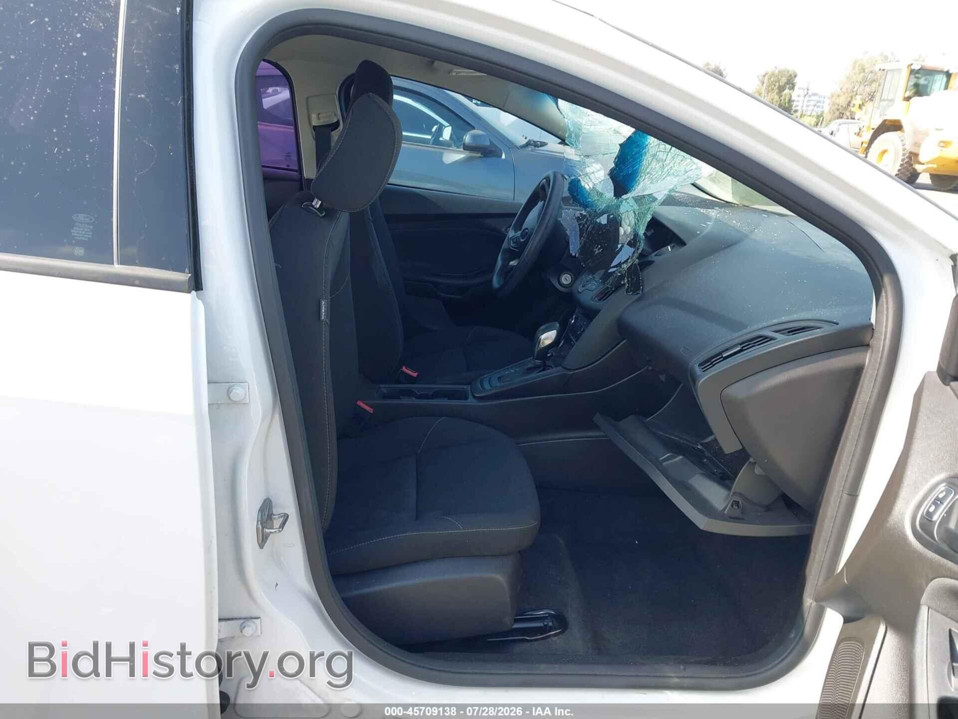 2016 FORD FOCUS - VIN: 1FADP3E24GL305721 - Фото 5