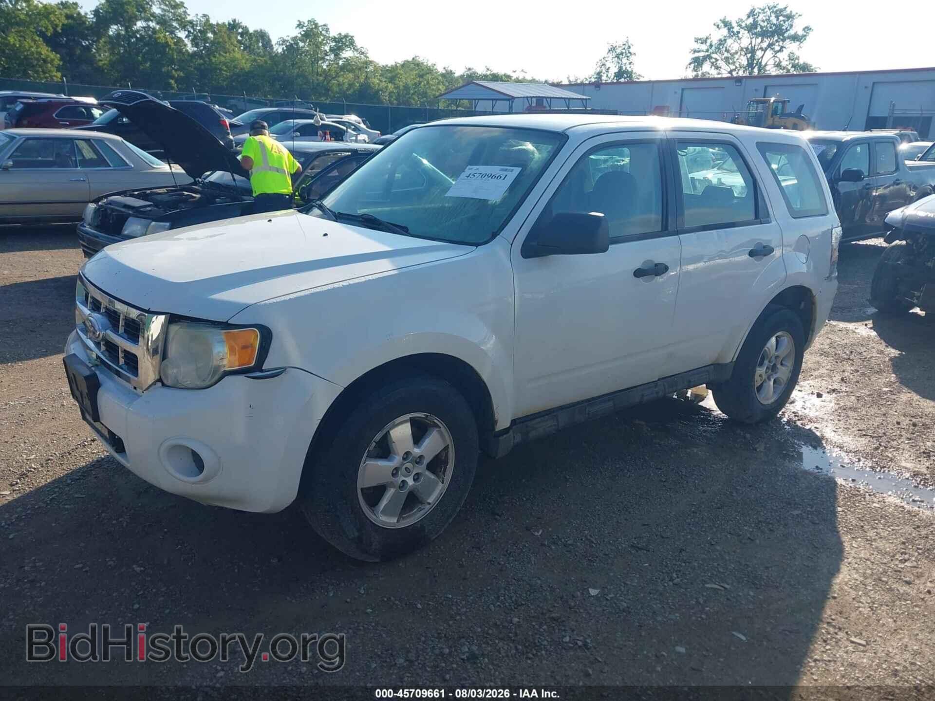 2012 FORD ESCAPE - VIN: 1FMCU0C70CKB93989 - Photo 2