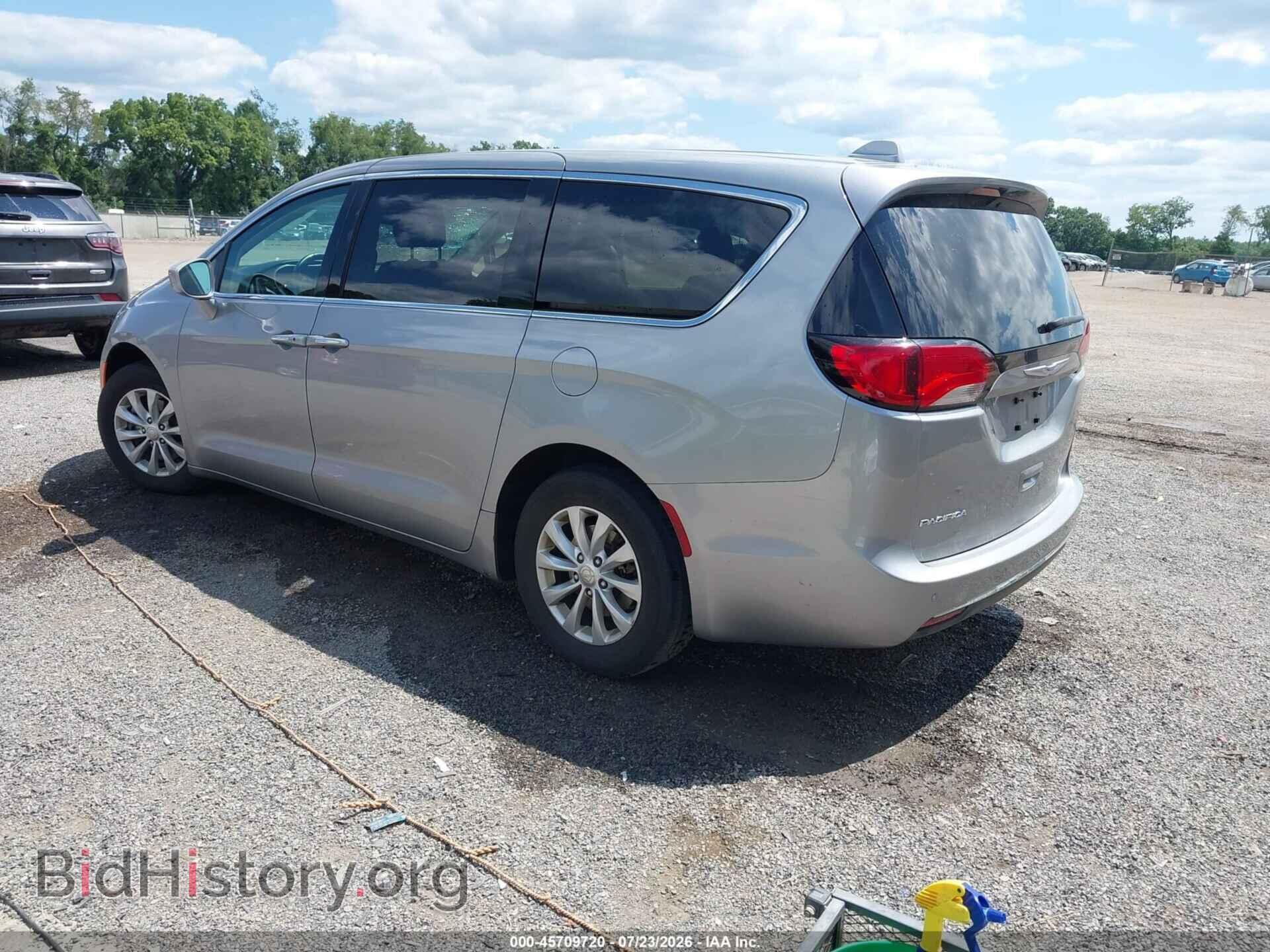 2019 CHRYSLER PACIFICA - VIN: 2C4RC1FG4KR516198 - Фото 3
