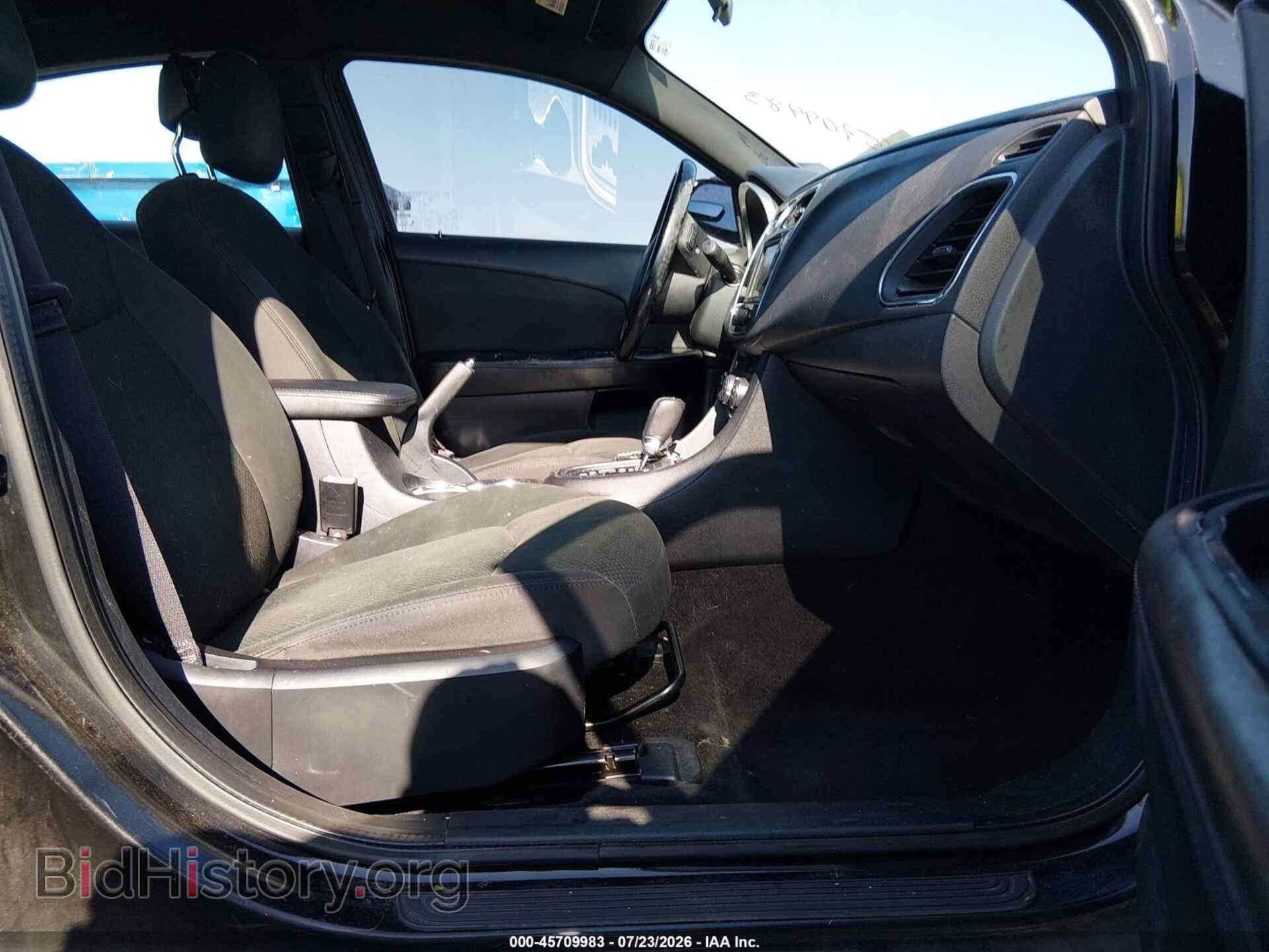 2011 CHRYSLER 200 - VIN: 1C3BC1FB8BN585807 - Фото 5