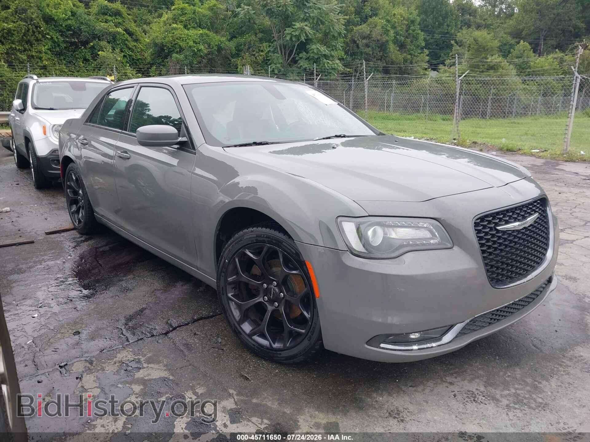 Фотография 2C3CCABG0KH648140 - CHRYSLER 300 2019
