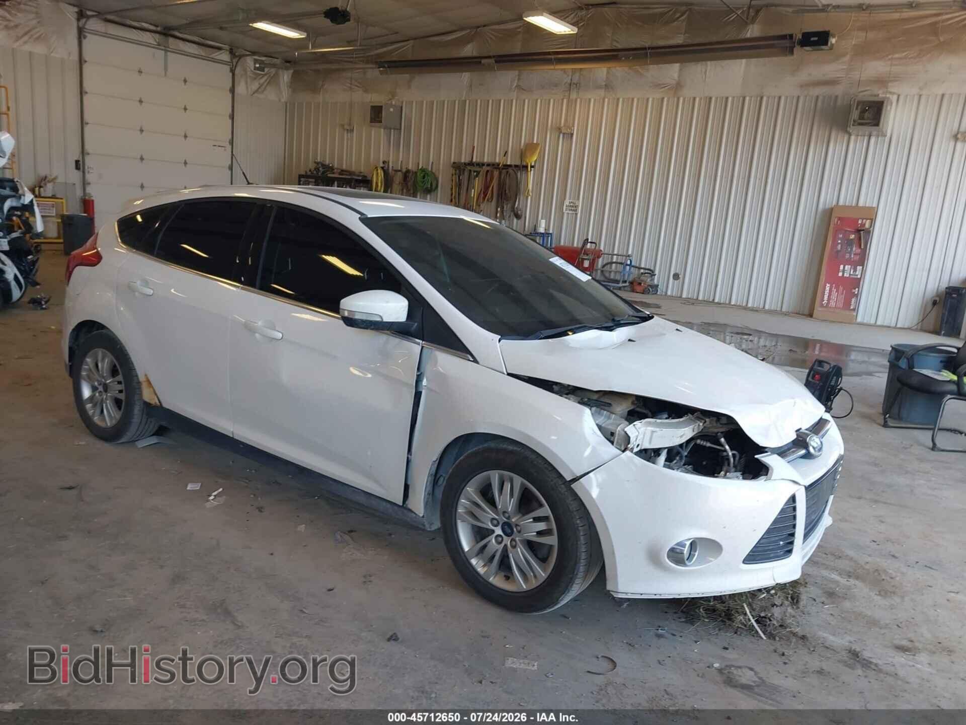 Photo 1FAHP3M24CL252743 - FORD FOCUS 2012