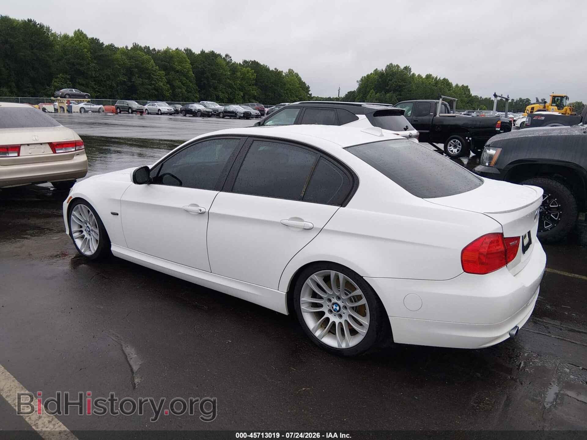 2011 BMW 335D - VIN: WBAPN7C56BF184308 - Фото 3