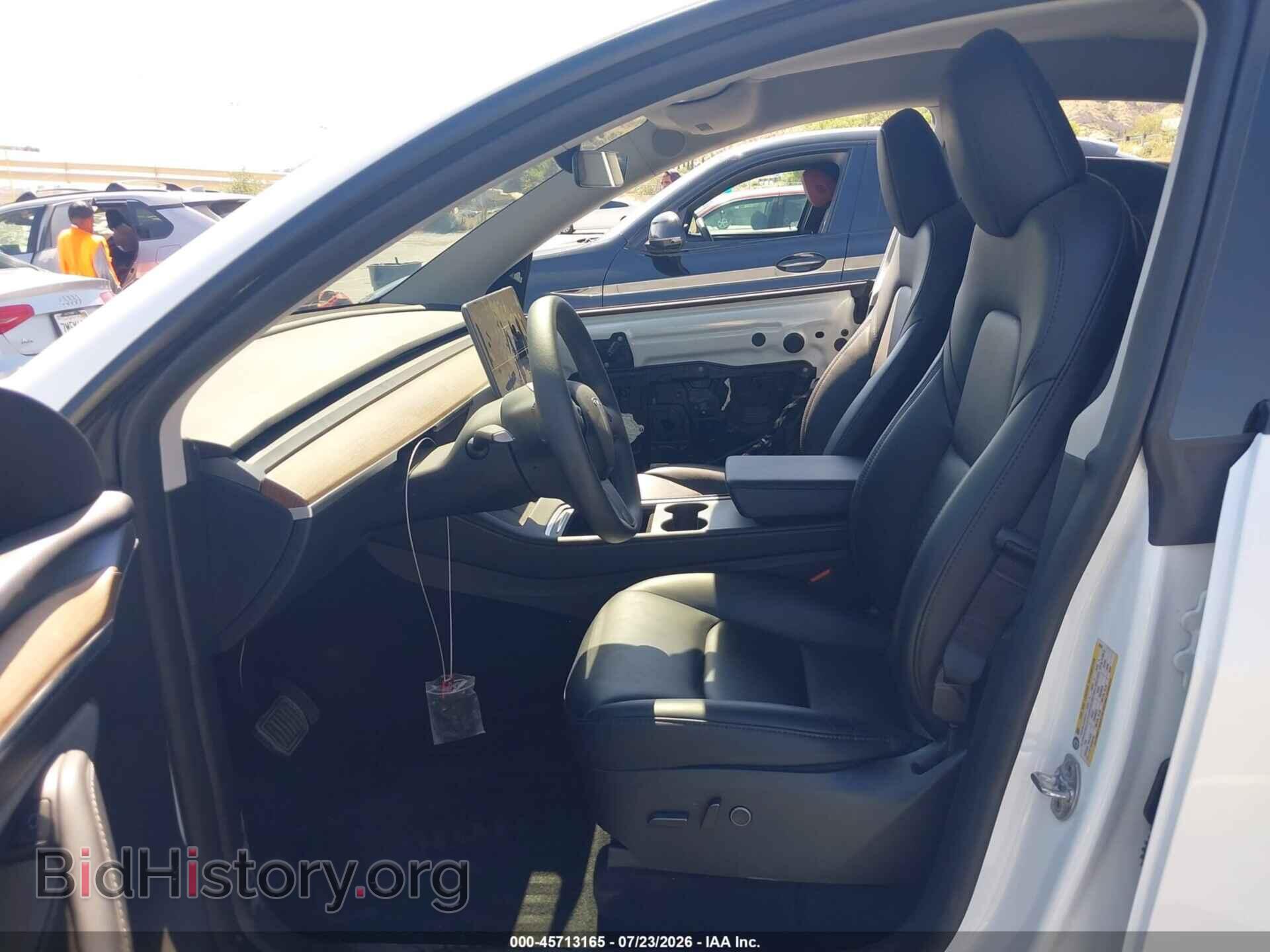 2024 TESLA MODEL Y - VIN: 7SAYGDED5RF105281 - Фото 5