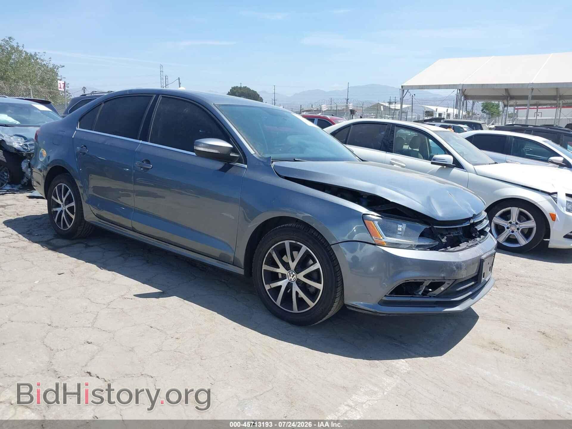 Фотография 3VWDB7AJ3HM353480 - VOLKSWAGEN JETTA 2017
