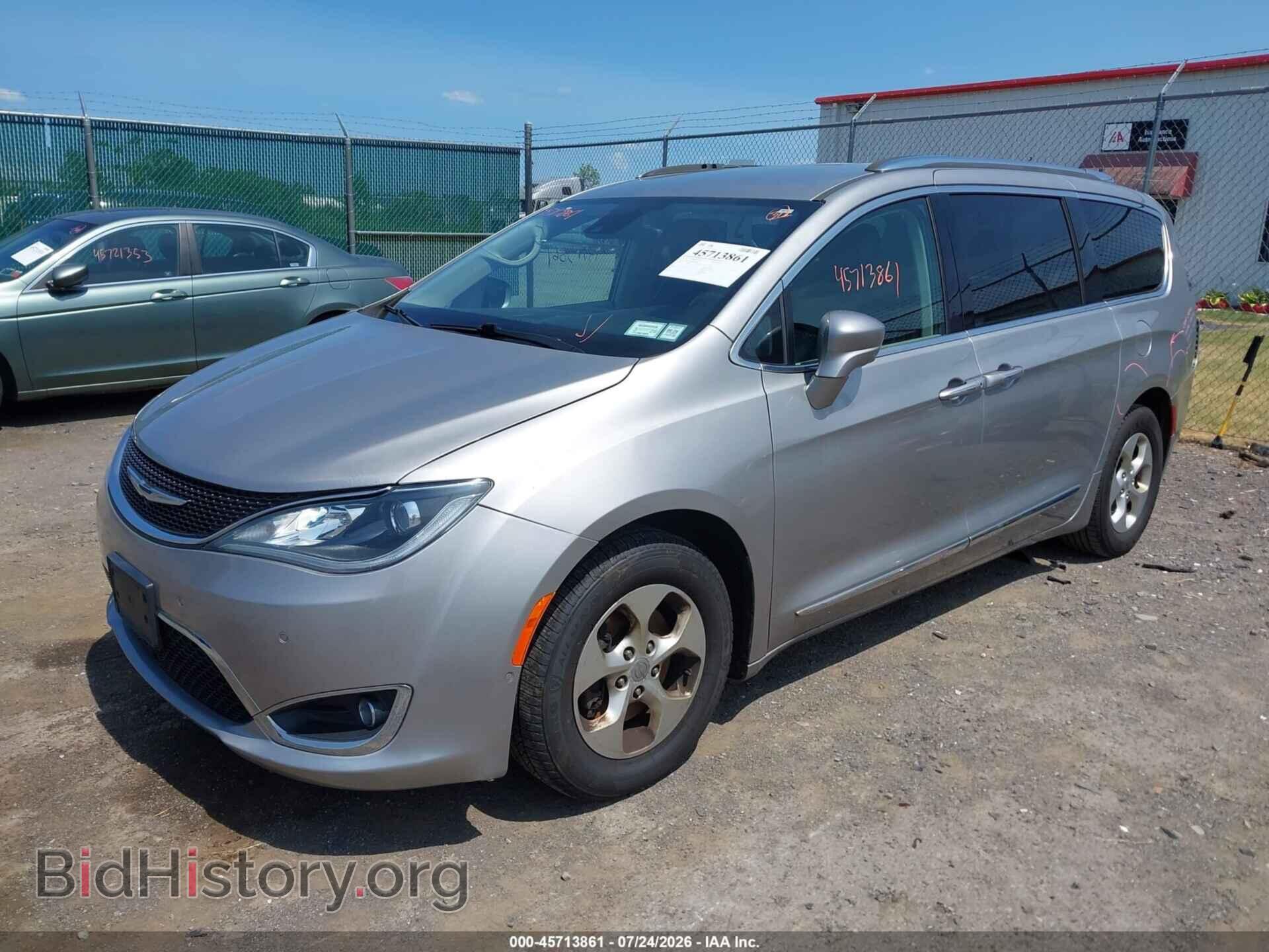 2017 CHRYSLER PACIFICA - VIN: 2C4RC1EG3HR533407 - Photo 2