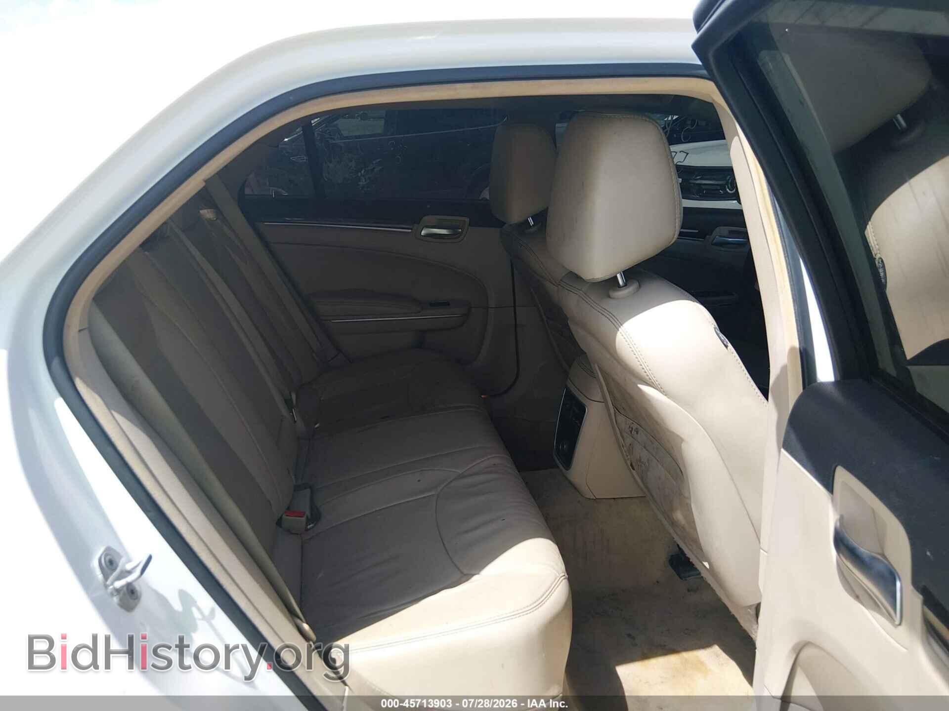 2013 CHRYSLER 300 - VIN: 2C3CCARG3DH528132 - Фото 8
