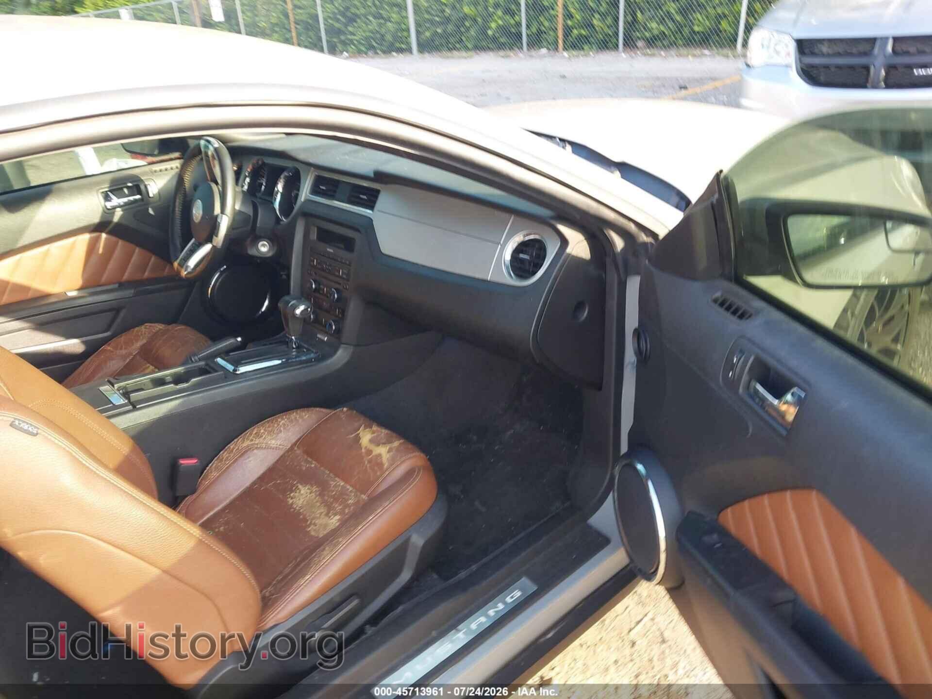 2011 FORD MUSTANG - VIN: 1ZVBP8CF8B5146412 - Фото 5
