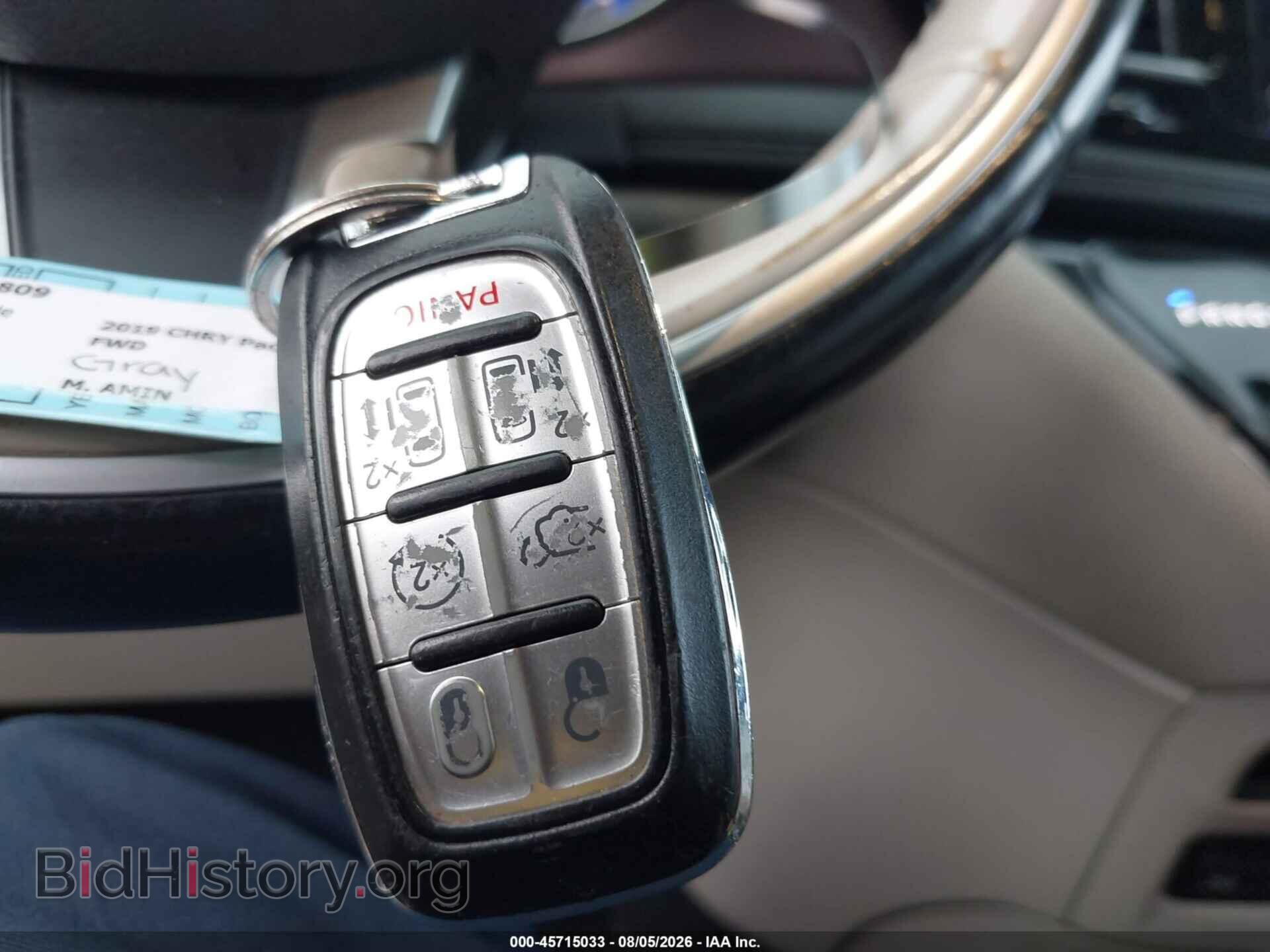 2019 CHRYSLER PACIFICA - VIN: 2C4RC1GG9KR597651 - Photo 11
