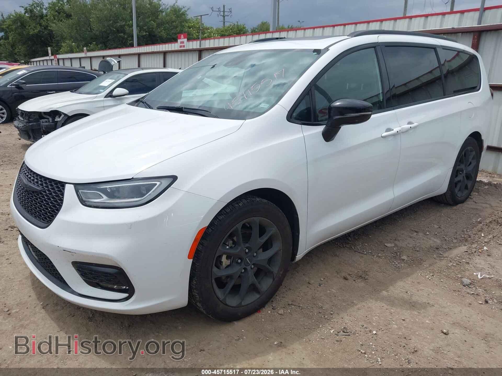 2025 CHRYSLER PACIFICA - VIN: 2C4RC1GG0SR511403 - Photo 2