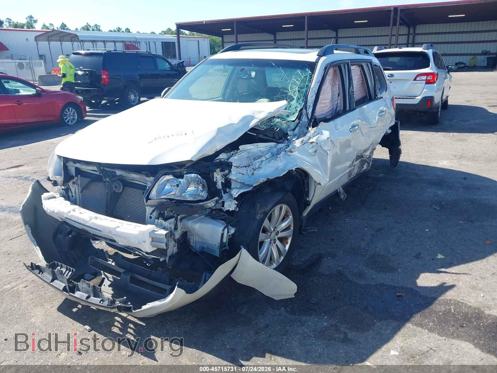 2013 SUBARU FORESTER - VIN: JF2SHAEC8DH438218 - Фото 2