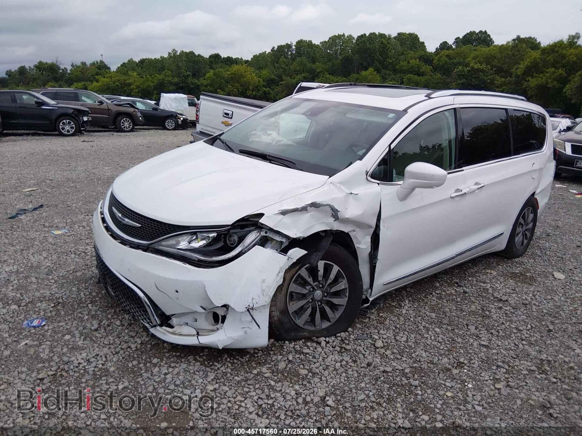 2019 CHRYSLER PACIFICA - VIN: 2C4RC1EG1KR714822 - Photo 2