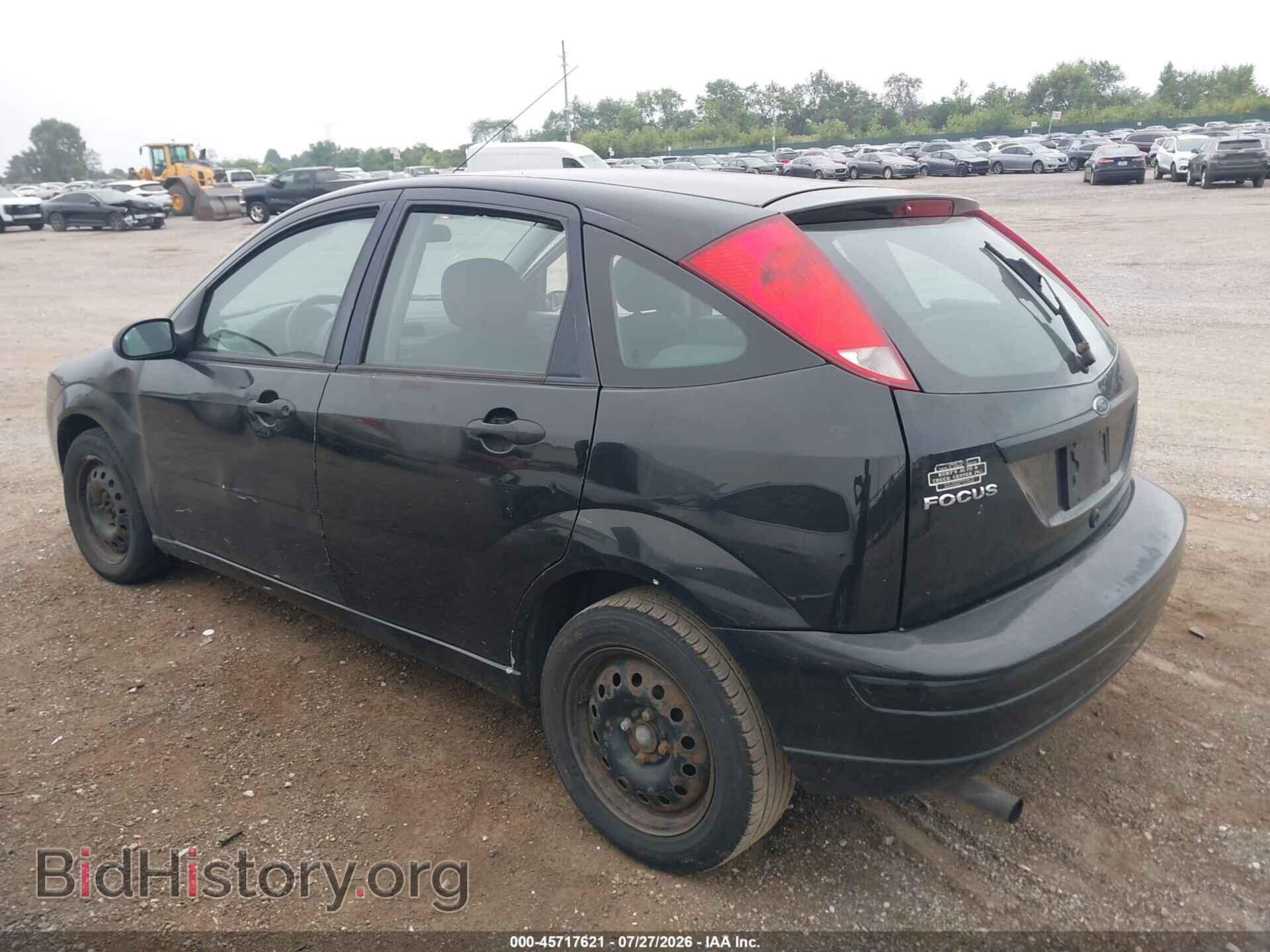 2005 FORD FOCUS - VIN: 3FAFP37N65R131505 - Фото 3