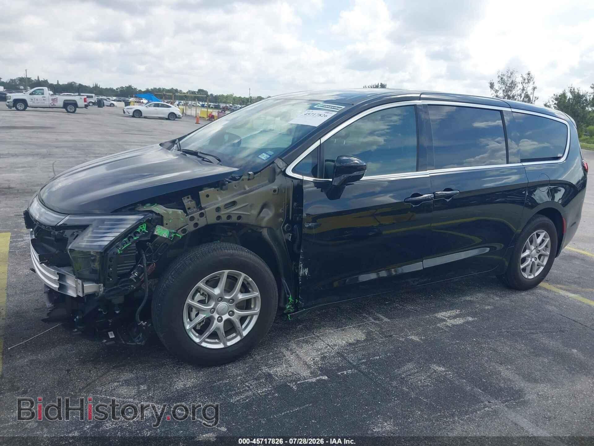 2027 CHRYSLER PACIFICA - VIN: 2C4RC1BG8VR559758 - Photo 6