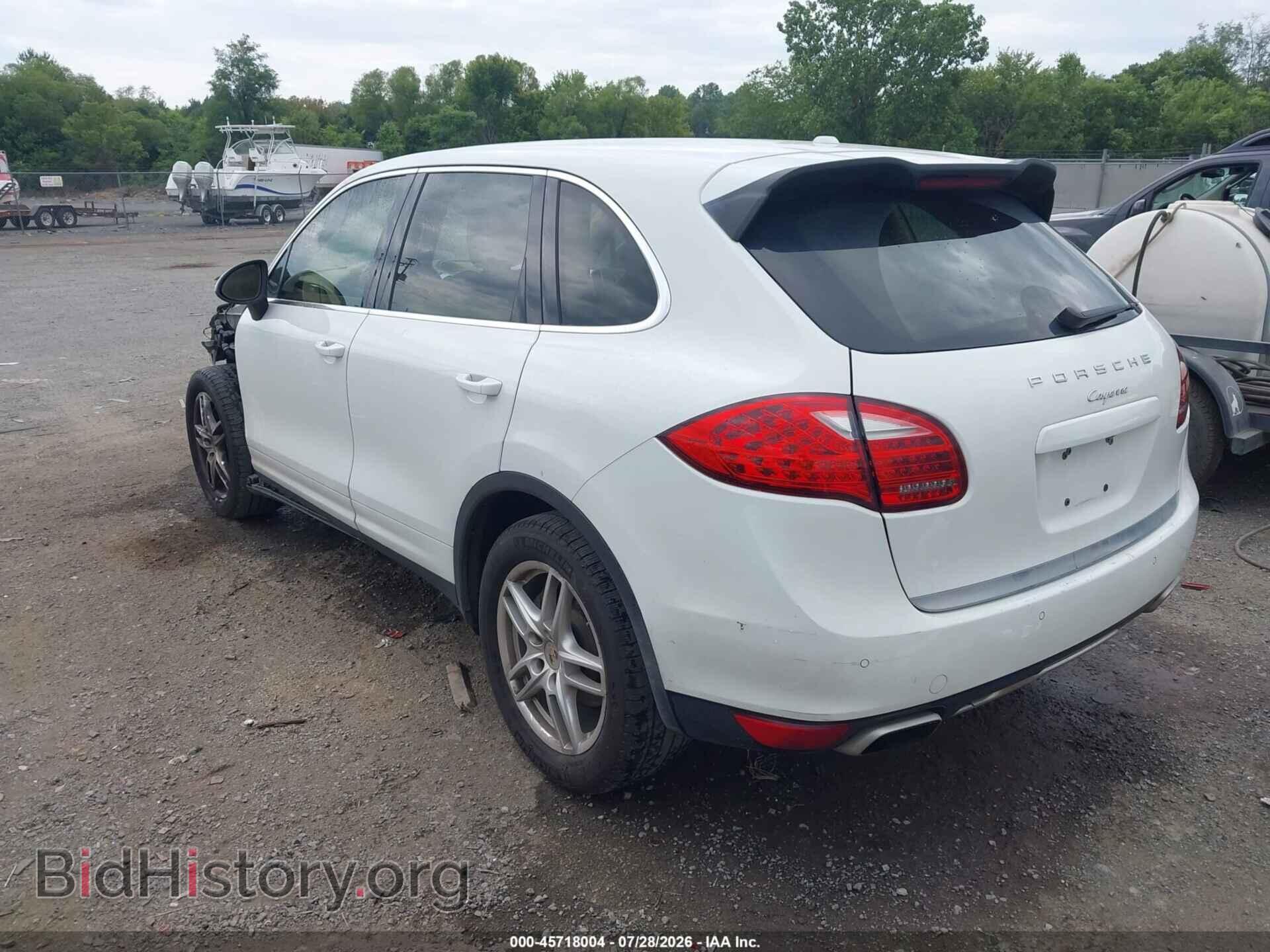 2012 PORSCHE CAYENNE - VIN: WP1AA2A28CLA09317 - Photo 3