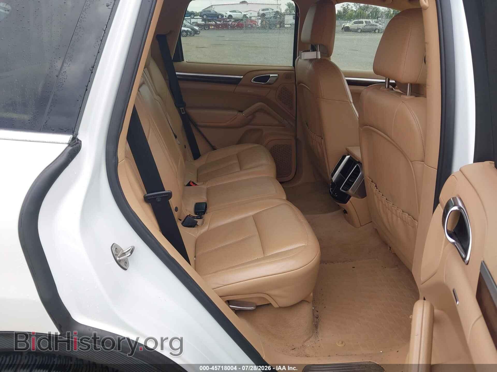 2012 PORSCHE CAYENNE - VIN: WP1AA2A28CLA09317 - Photo 8