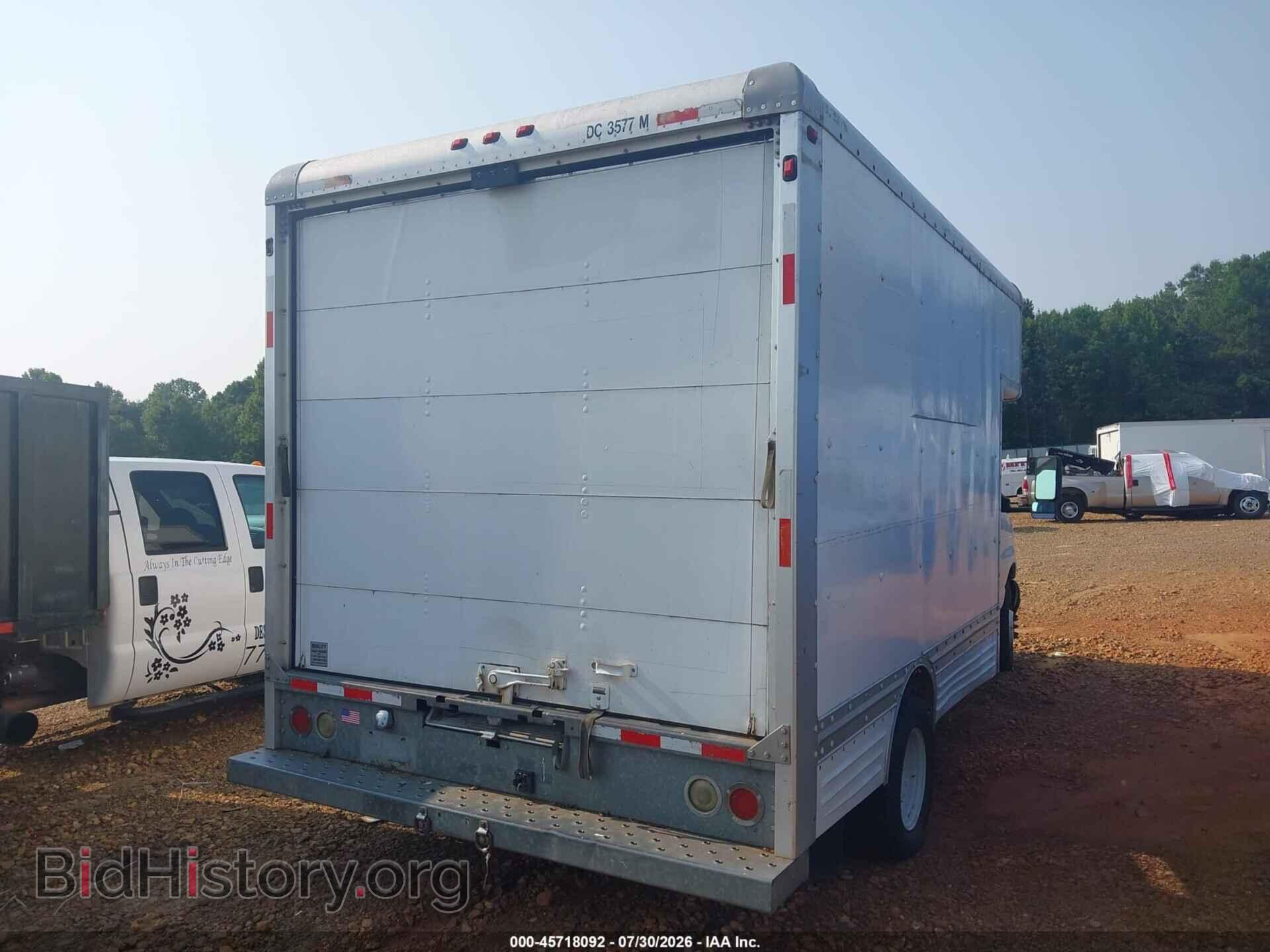 2006 FORD E-450 CUTAWAY - VIN: 1FDXE45S86DA59134 - Фото 4
