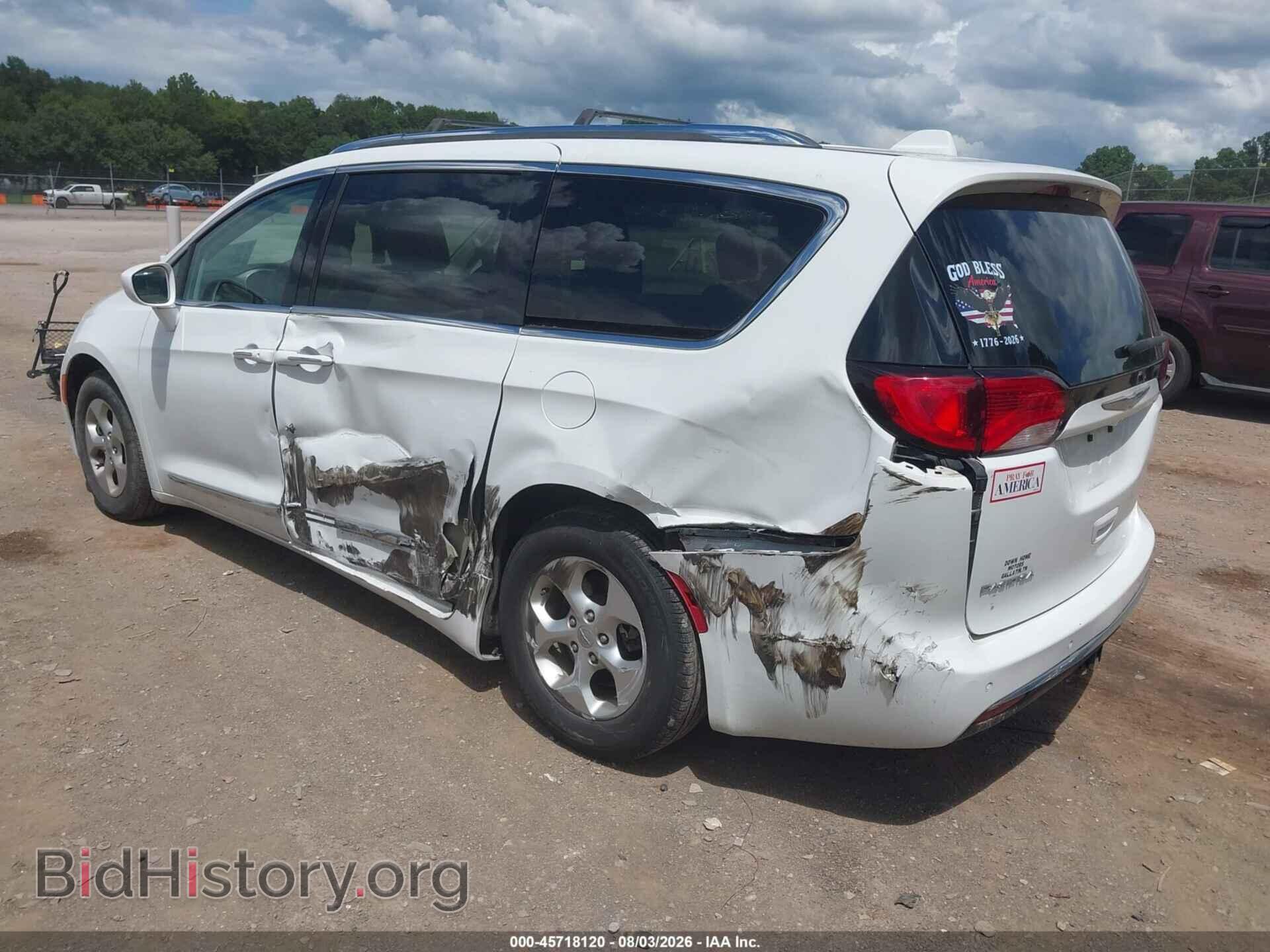 2017 CHRYSLER PACIFICA - VIN: 2C4RC1EG7HR539081 - Photo 3