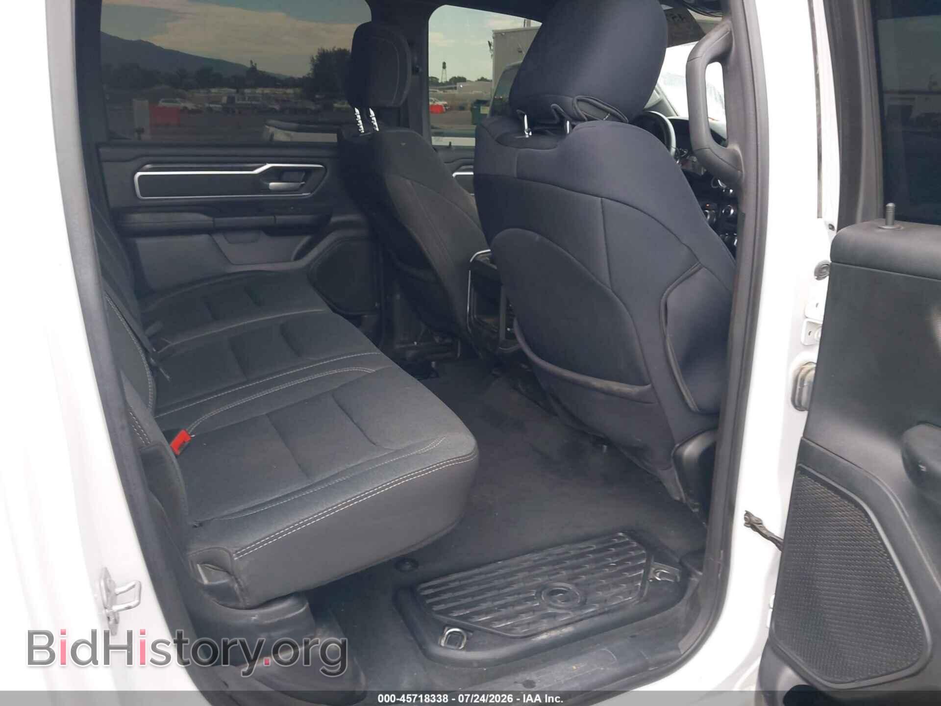 2021 RAM 1500 - VIN: 1C6SRFFT9MN716057 - Фото 8