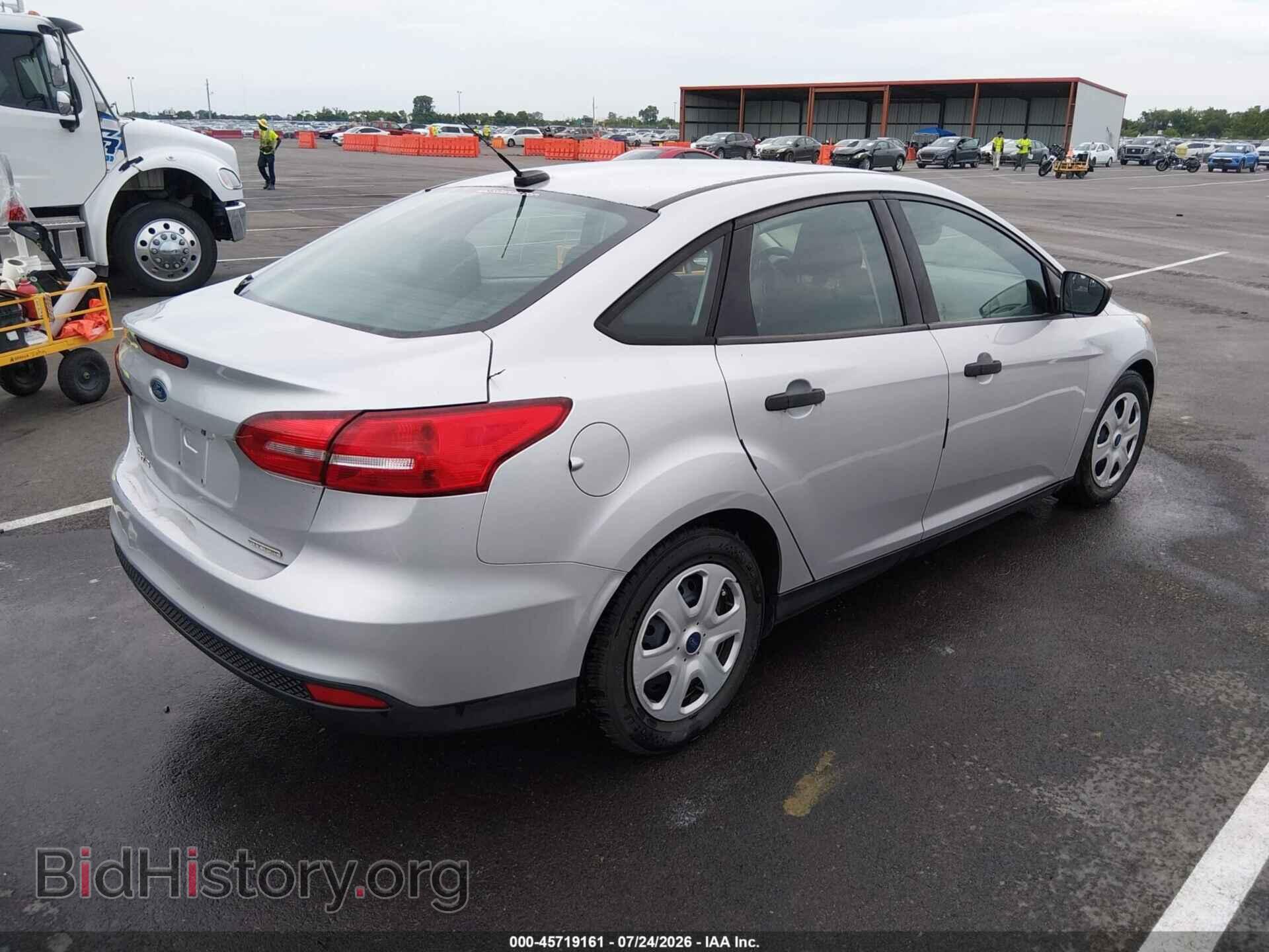 2015 FORD FOCUS - VIN: 1FADP3E22FL264262 - Photo 4