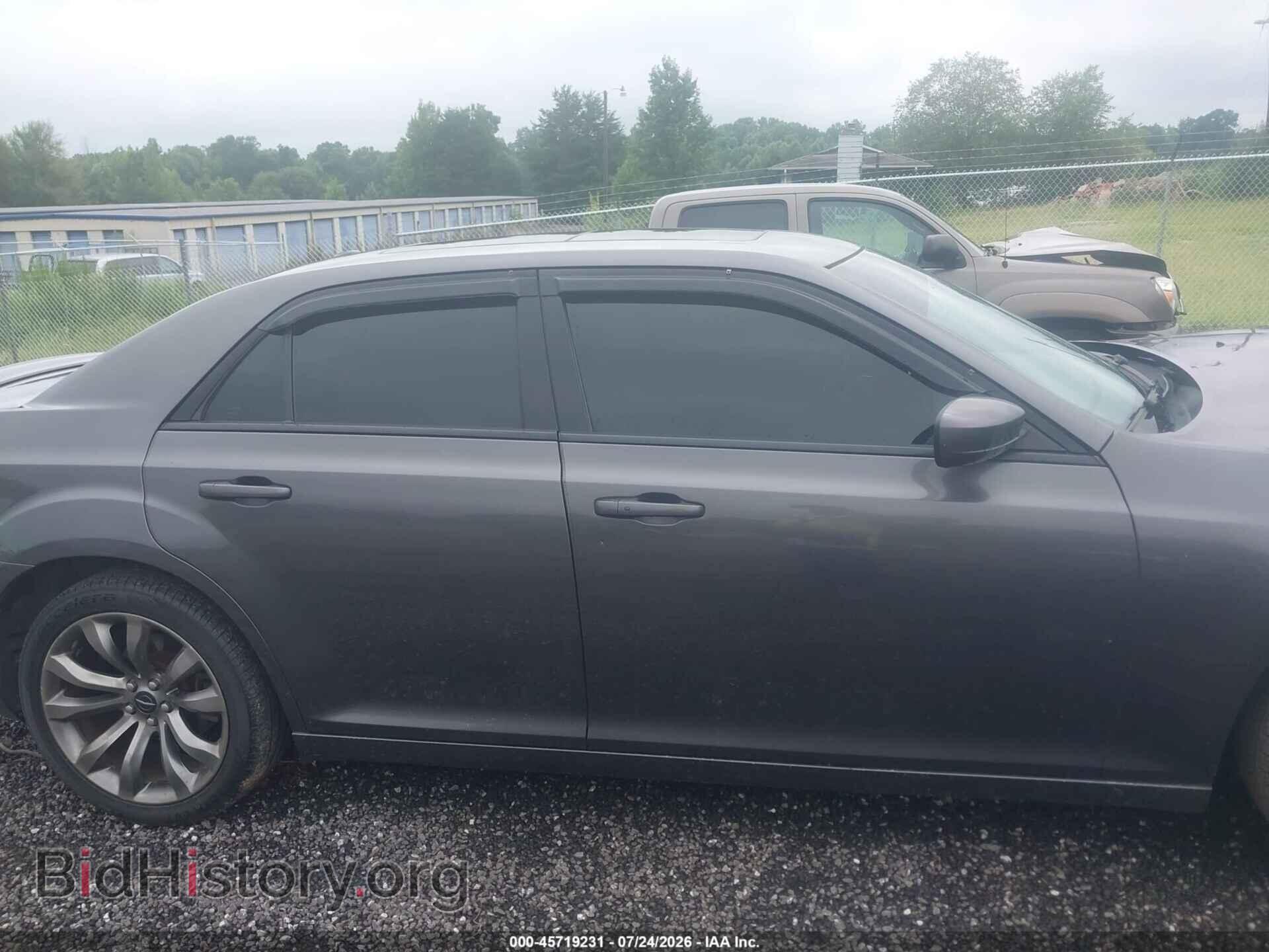 2014 CHRYSLER 300 - VIN: 2C3CCABG7EH336899 - Фото 13