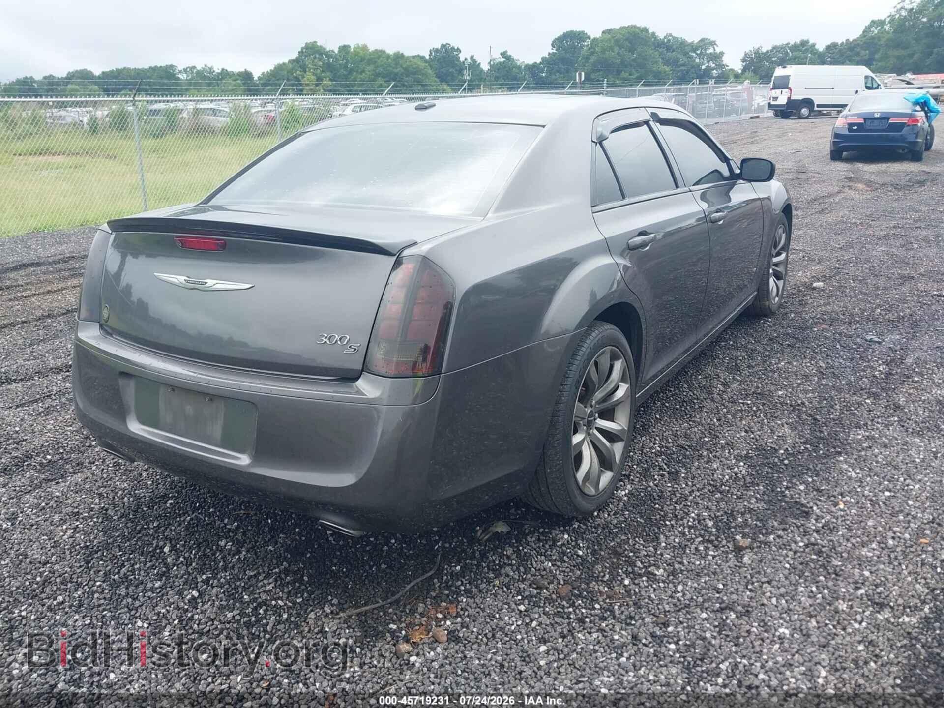 2014 CHRYSLER 300 - VIN: 2C3CCABG7EH336899 - Фото 4