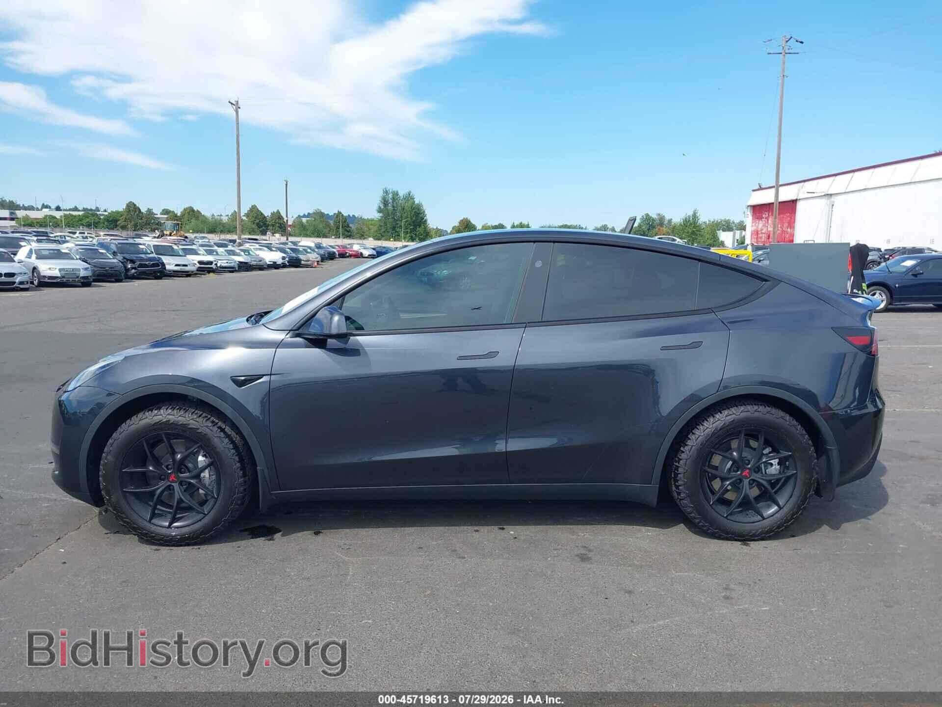 2024 TESLA MODEL Y - VIN: 7SAYGAEE3RF213812 - Фото 13