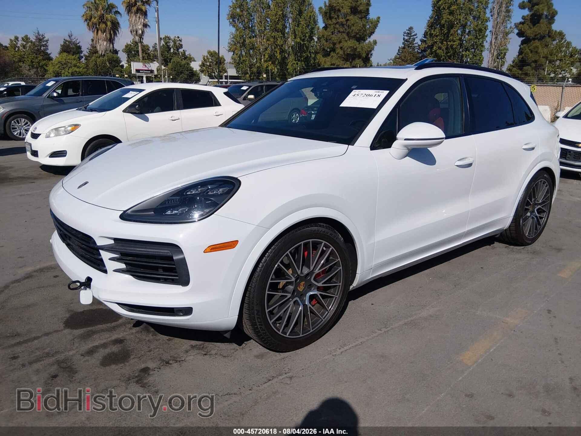 2019 PORSCHE CAYENNE - VIN: WP1AA2AYXKDA01619 - Photo 2