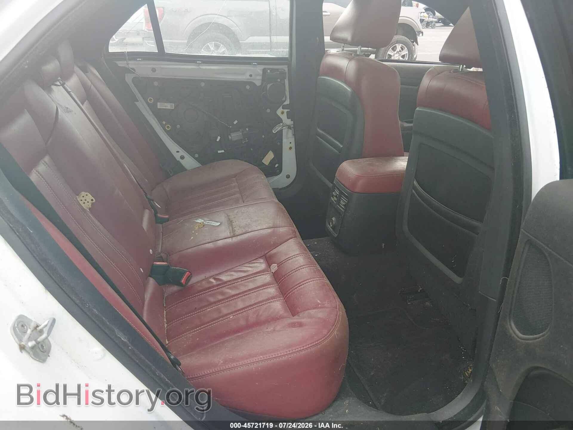 2013 CHRYSLER 300 - VIN: 2C3CCABT2DH659480 - Photo 8