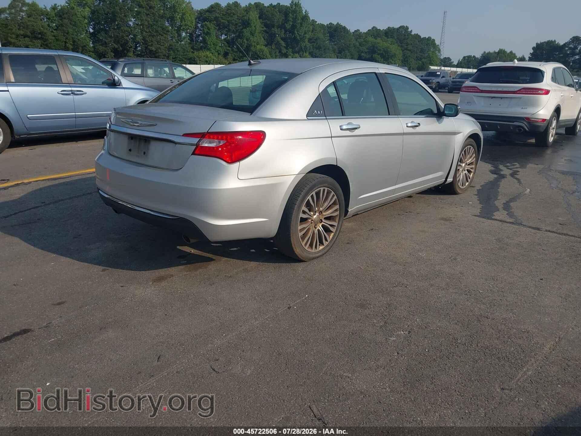 2012 CHRYSLER 200 - VIN: 1C3CCBCG2CN102114 - Фото 4