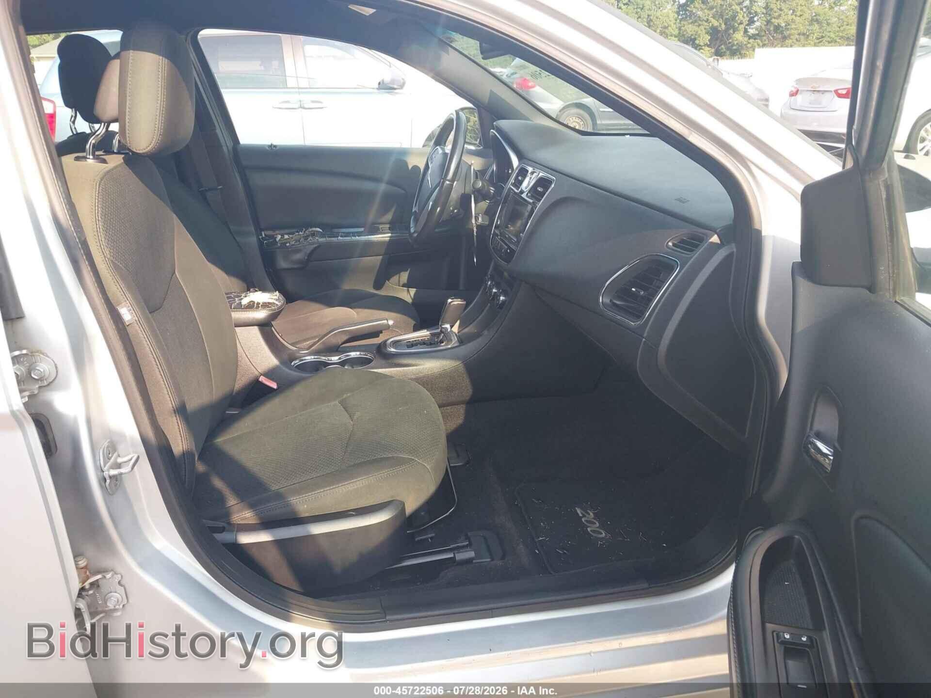 2012 CHRYSLER 200 - VIN: 1C3CCBCG2CN102114 - Фото 5