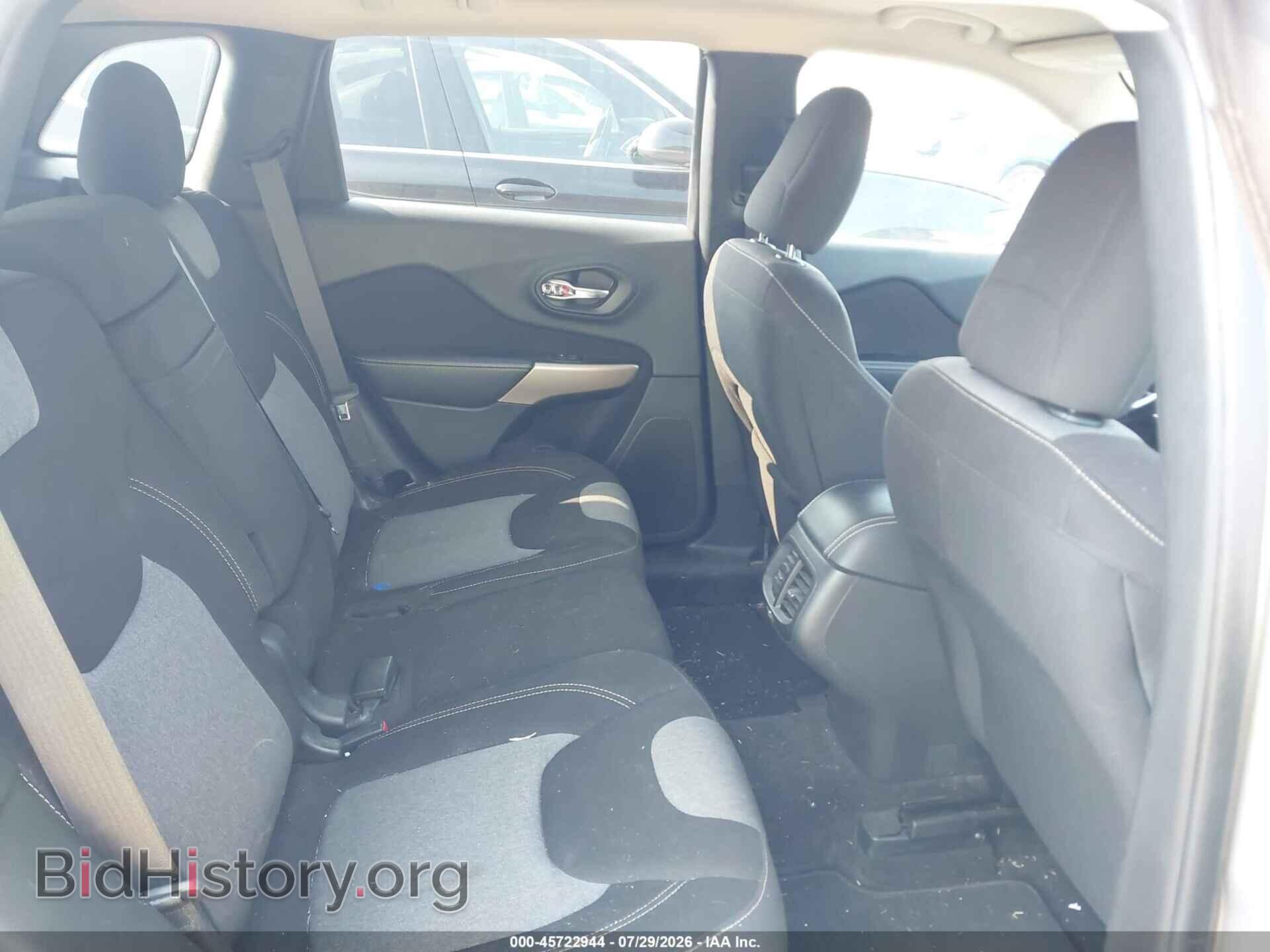 2018 JEEP CHEROKEE - VIN: 1C4PJMCXXJD507610 - Фото 8